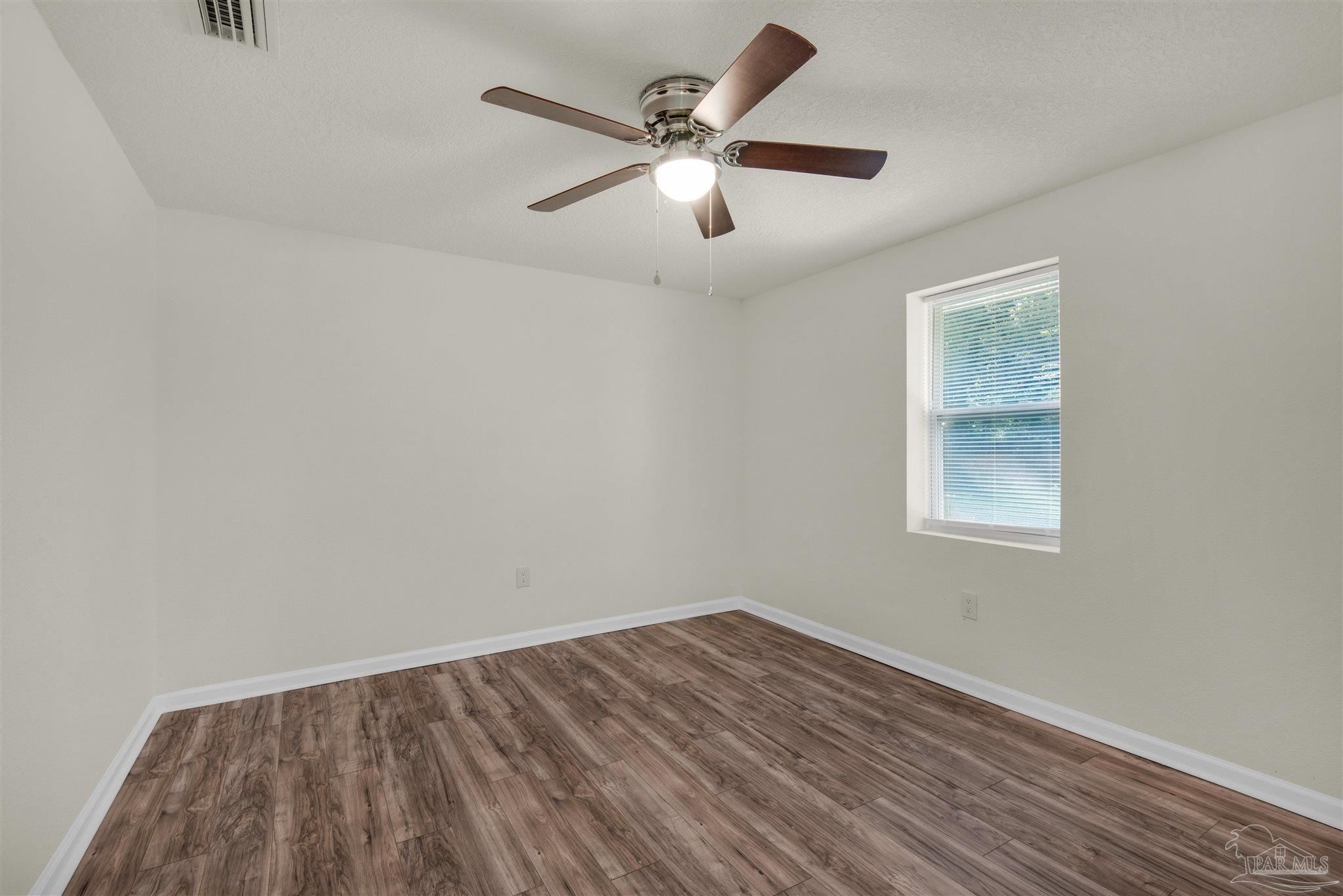1551 Tommy St