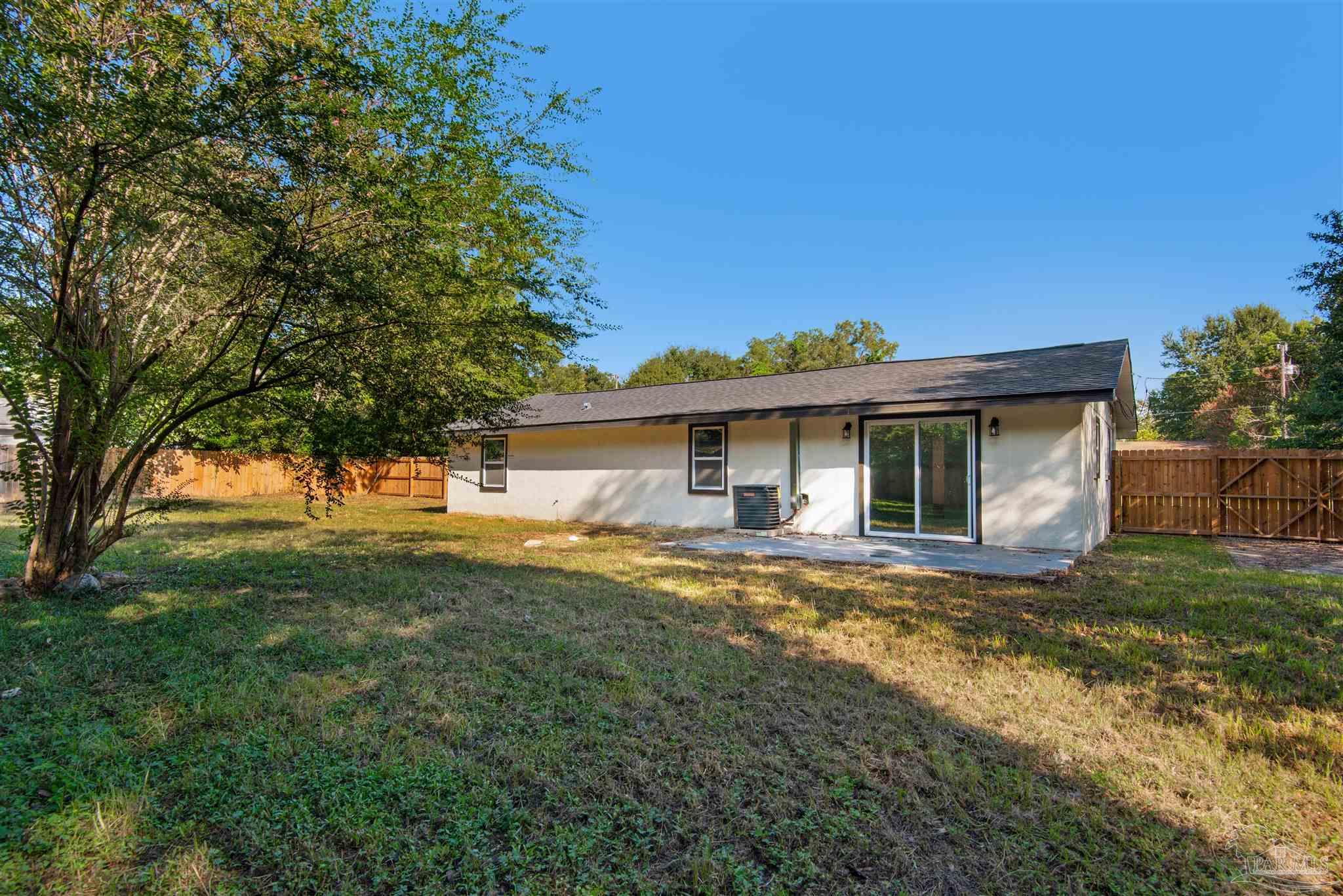 1551 Tommy St
