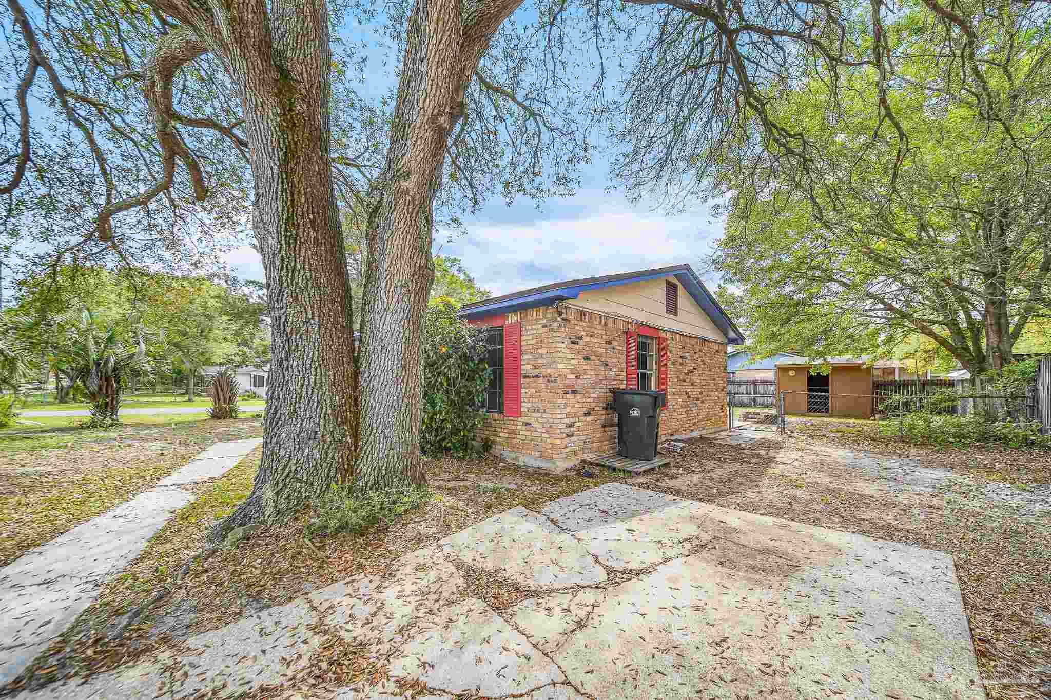 6223 Memphis Ave