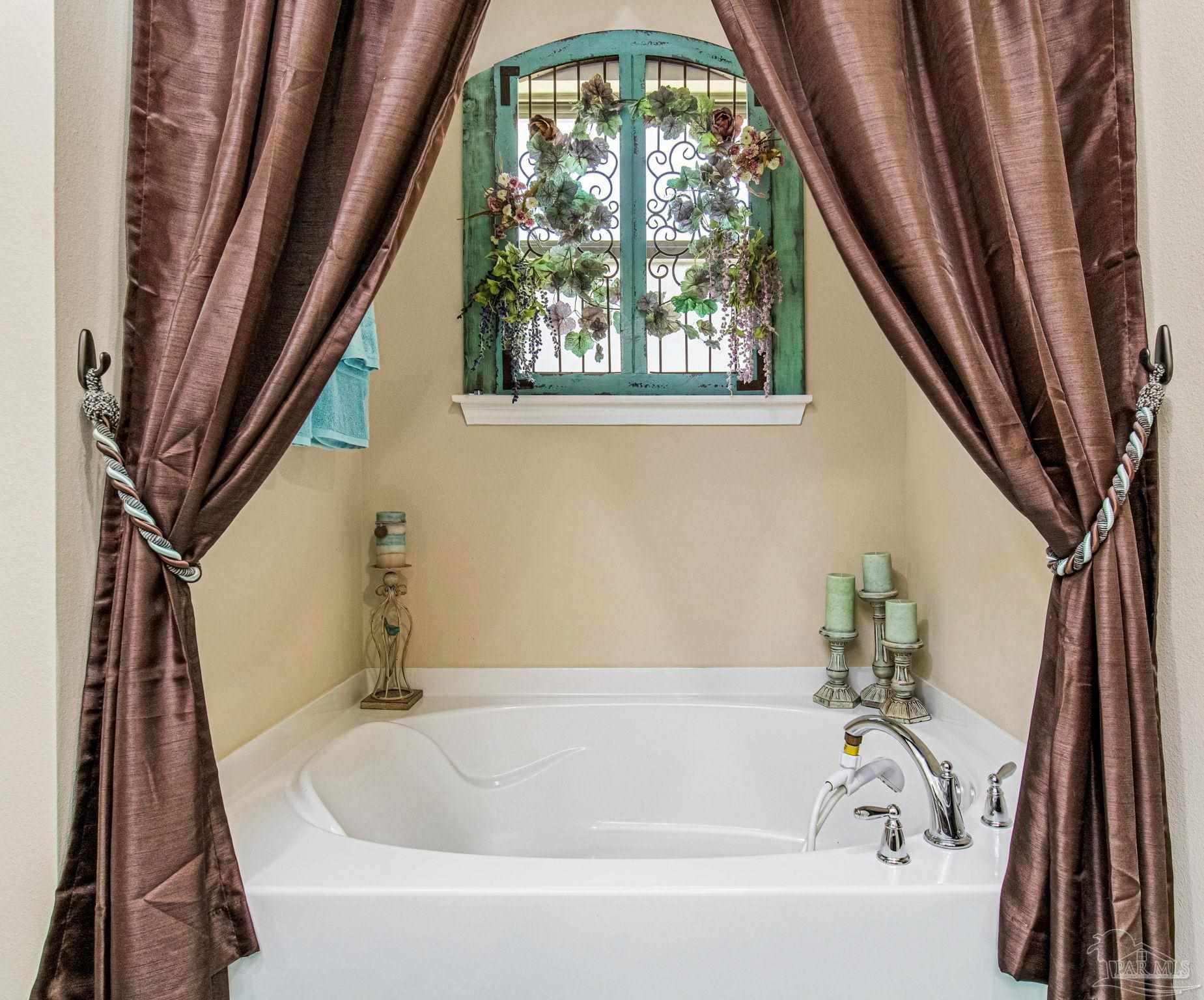 5625 Shooting Star Ct