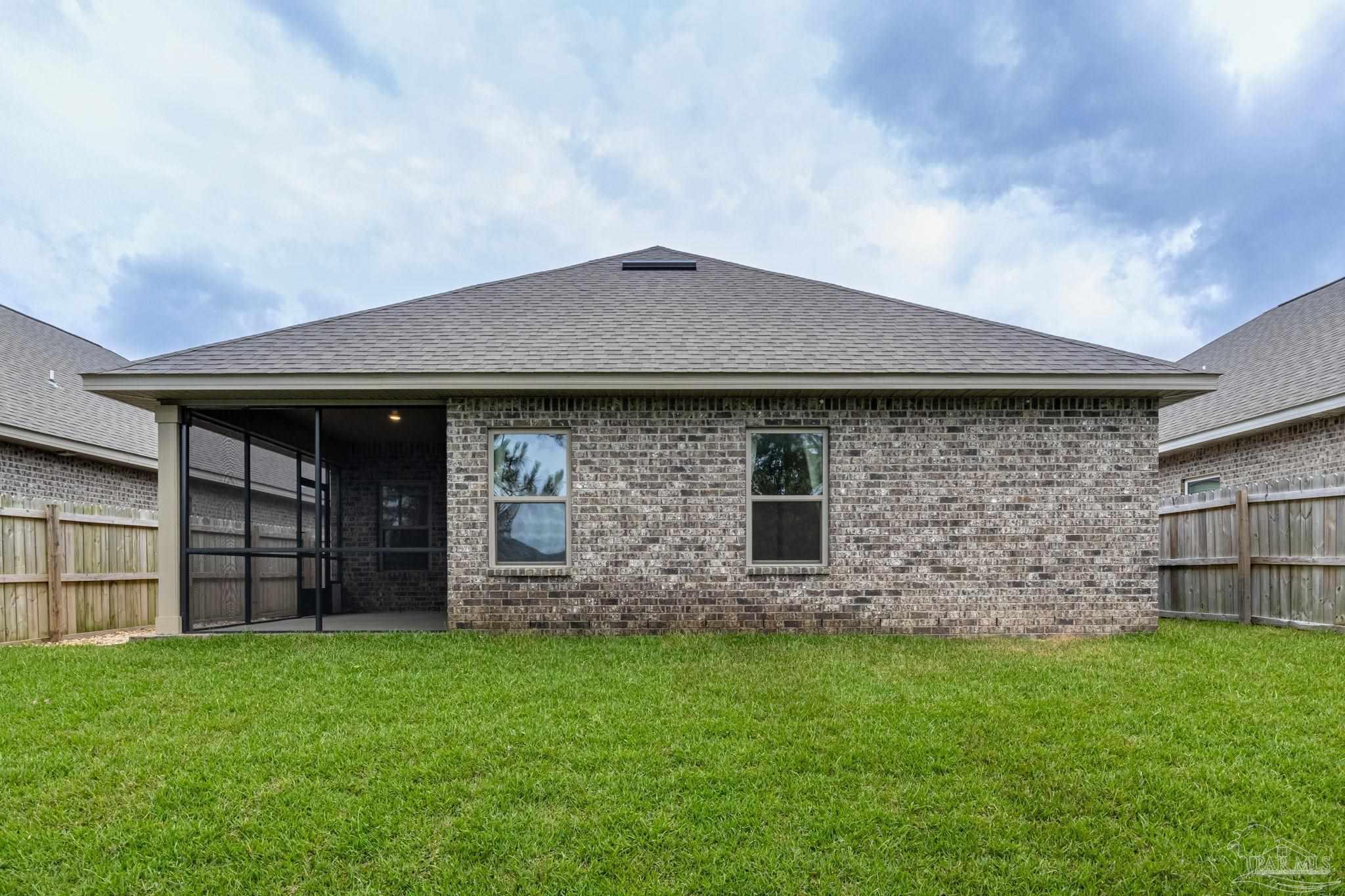 2102 Cambridge Park Dr