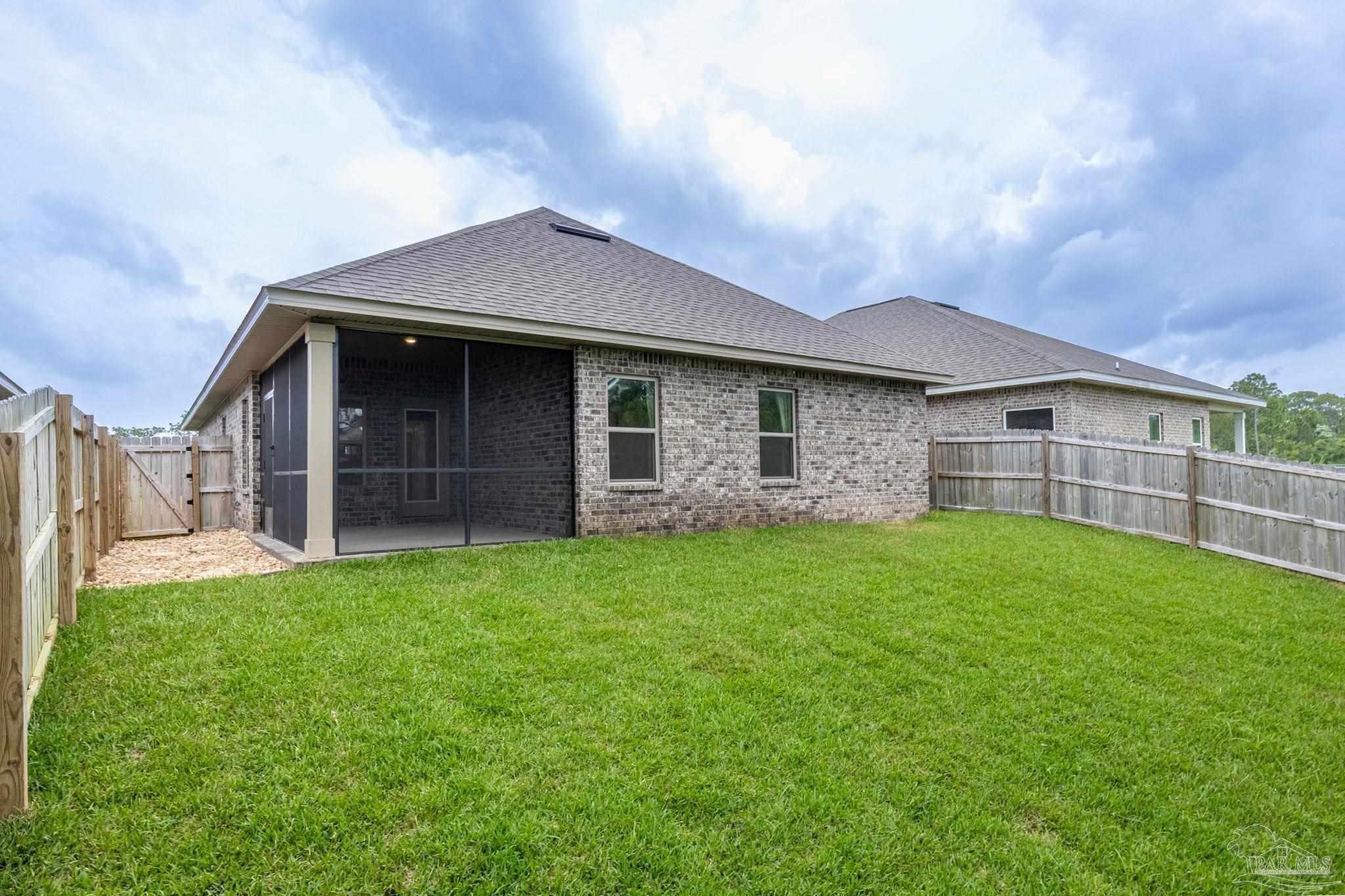 2102 Cambridge Park Dr