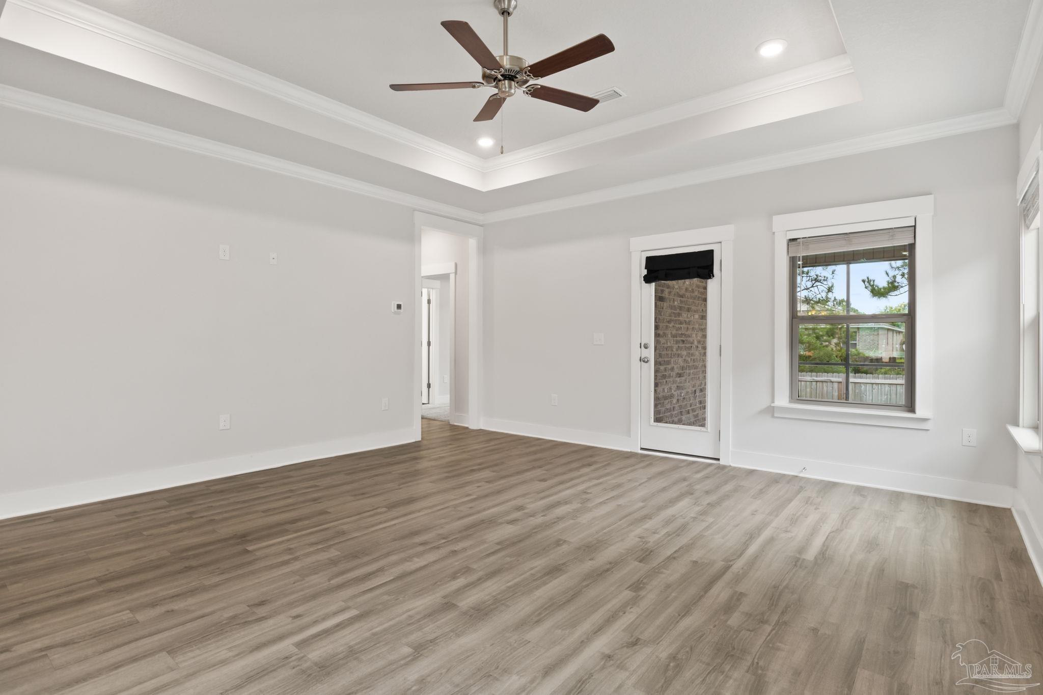 2102 Cambridge Park Dr