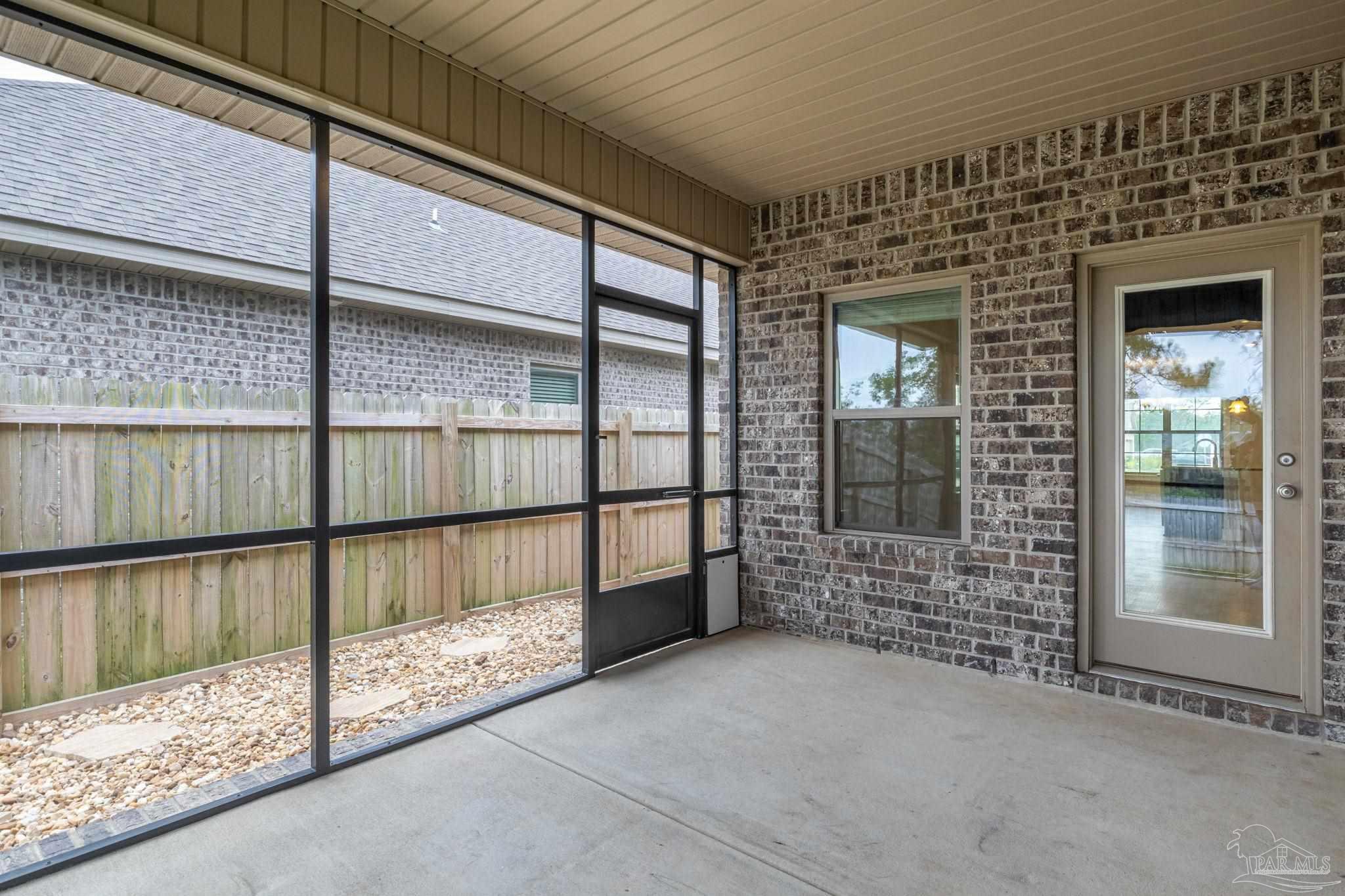 2102 Cambridge Park Dr