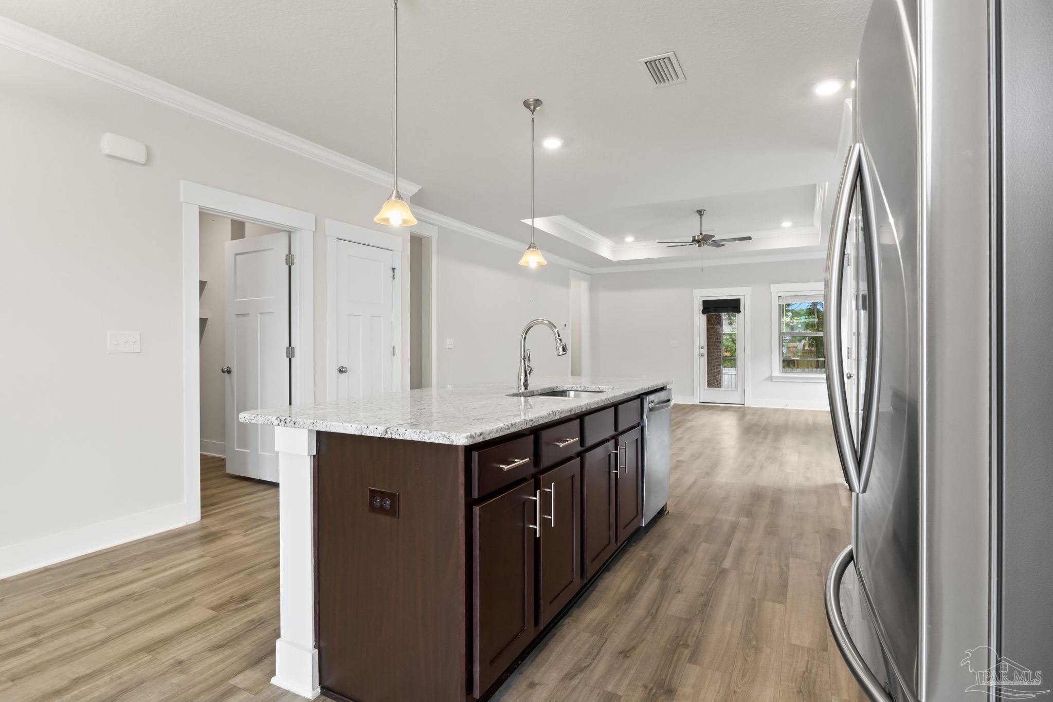 2102 Cambridge Park Dr