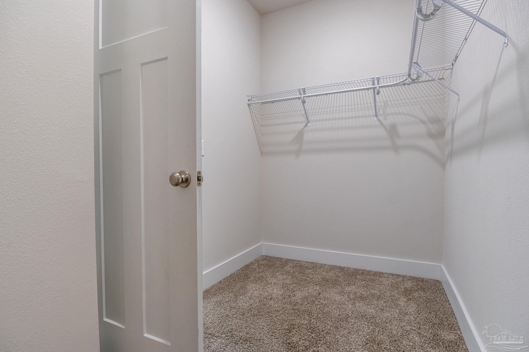 2102 Cambridge Park Dr