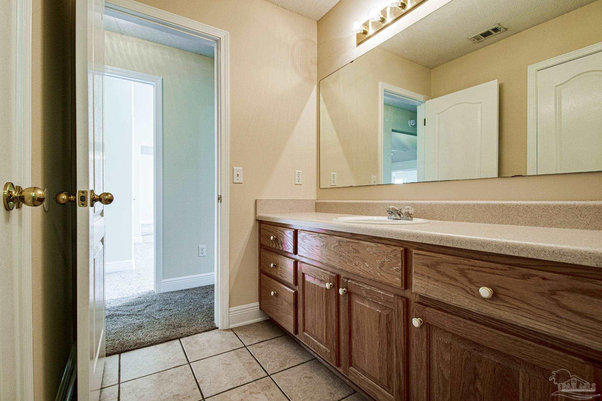 3304 Pitcher Plant Cir