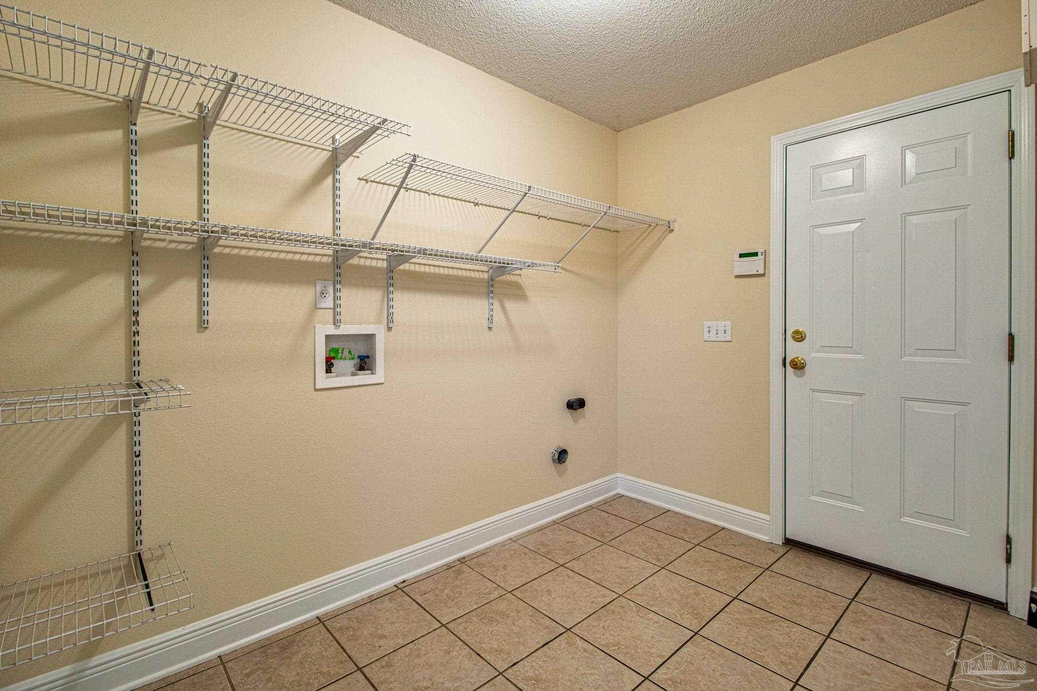 3304 Pitcher Plant Cir