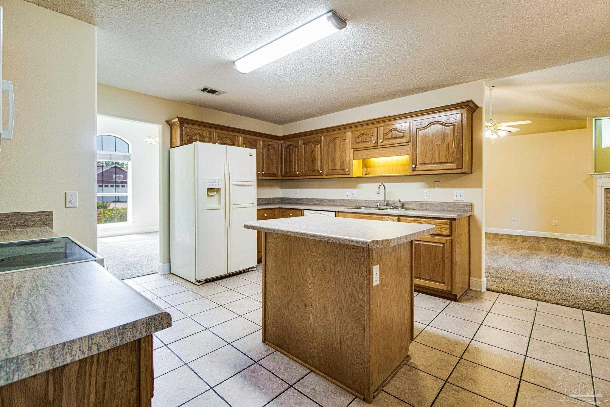 3304 Pitcher Plant Cir