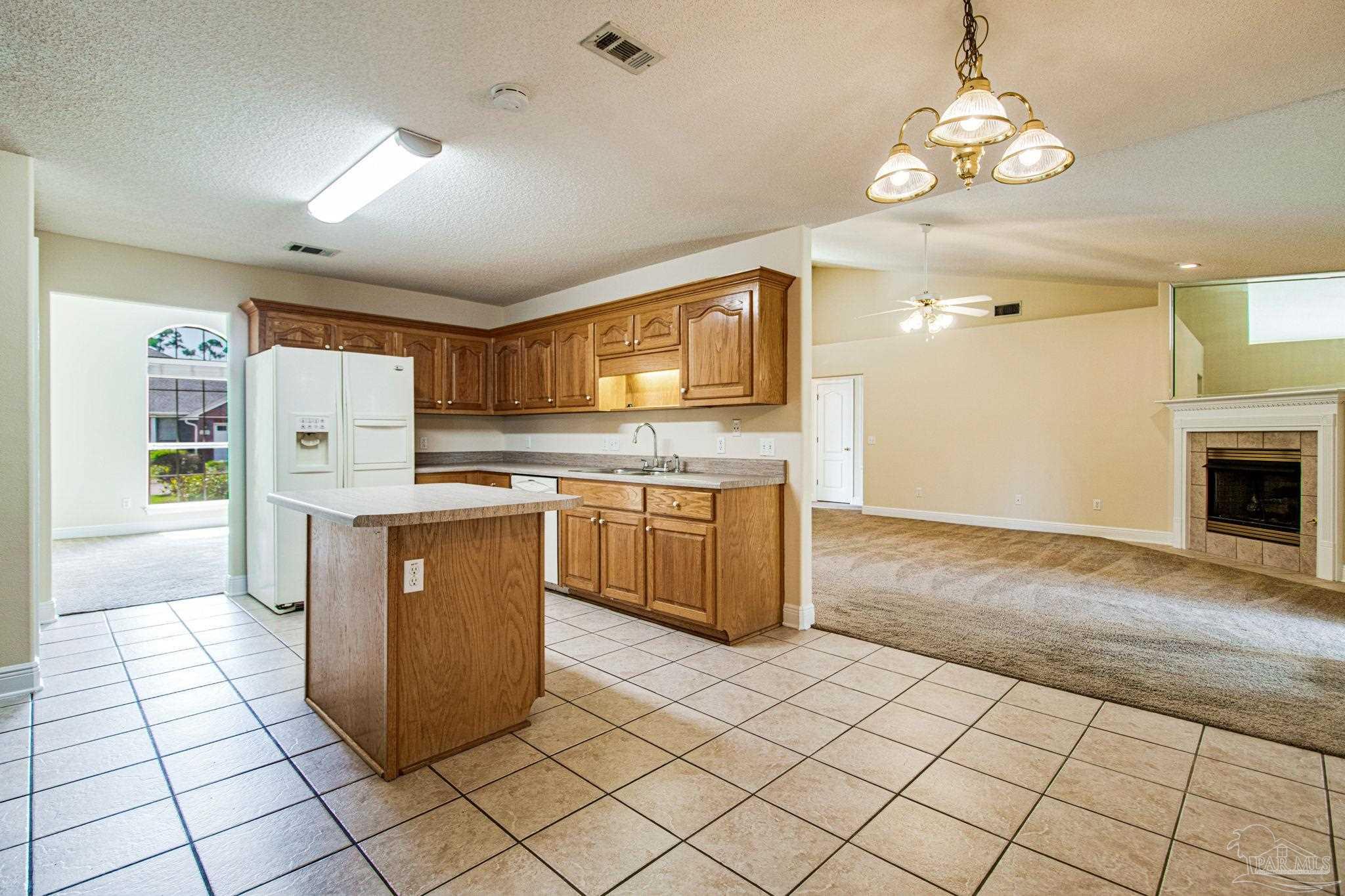 3304 Pitcher Plant Cir