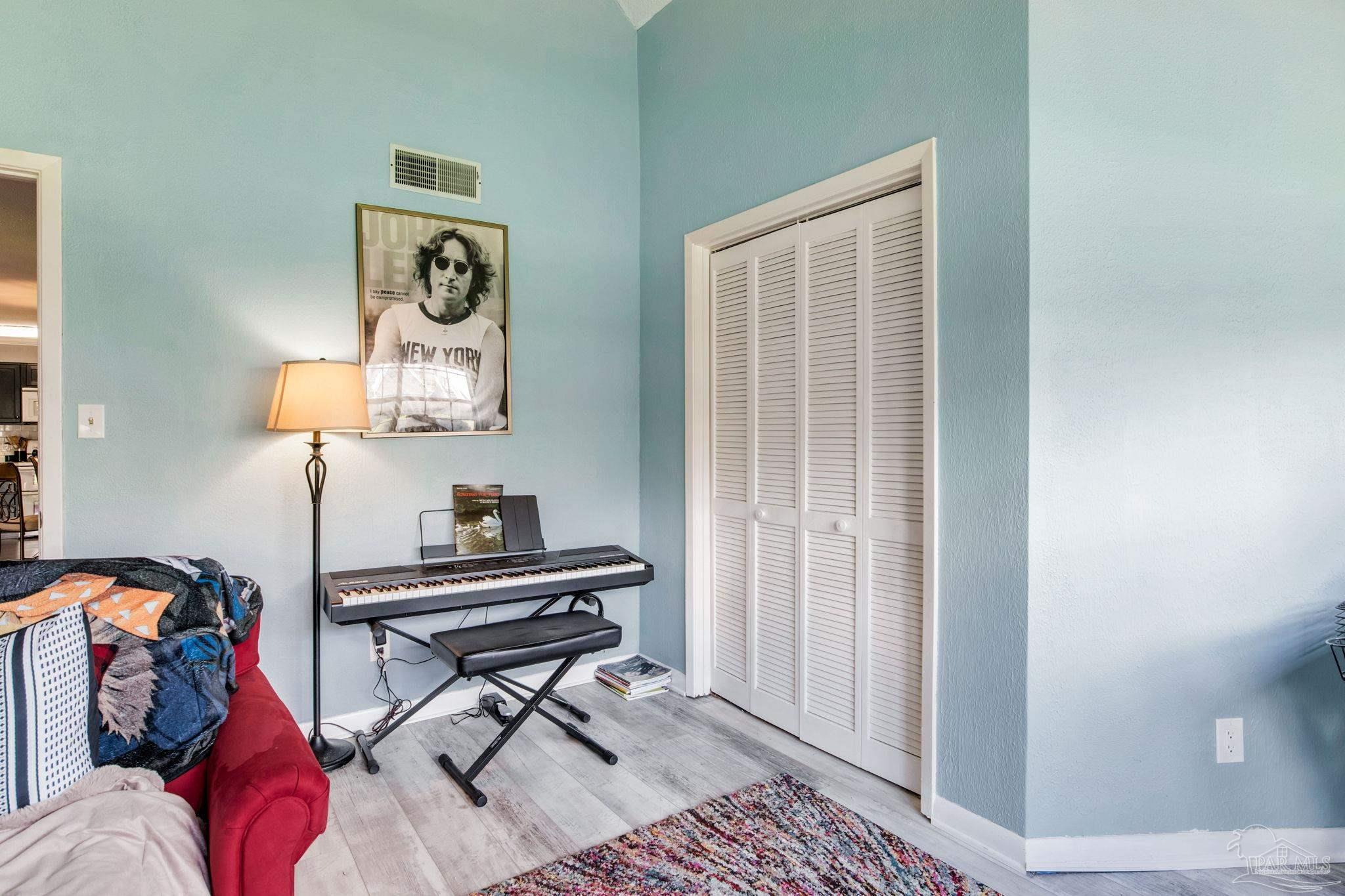 7150 Plantation Rd # 214