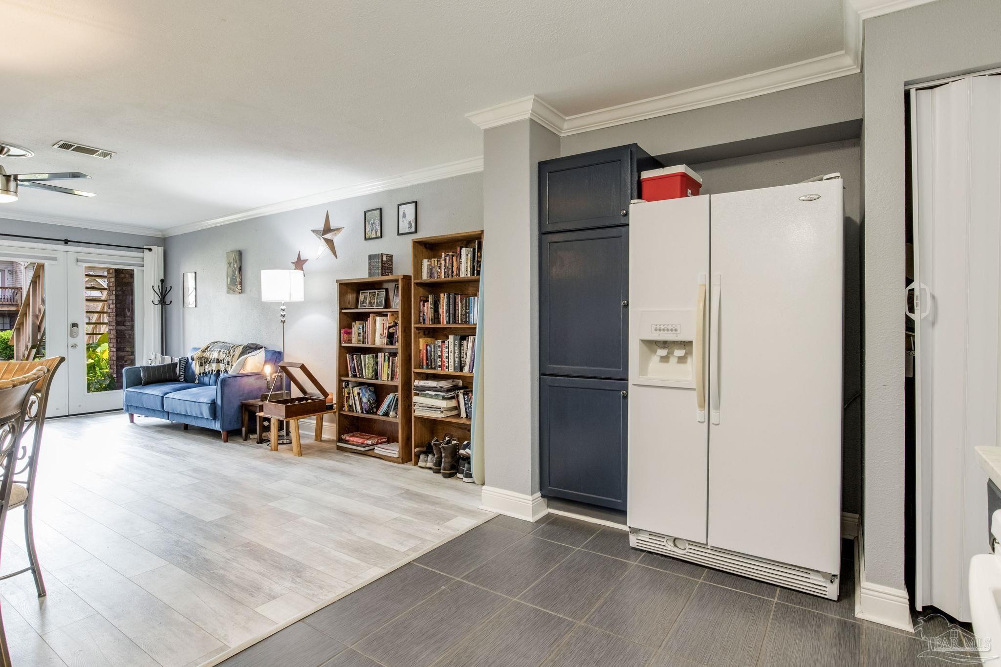 7150 Plantation Rd # 214