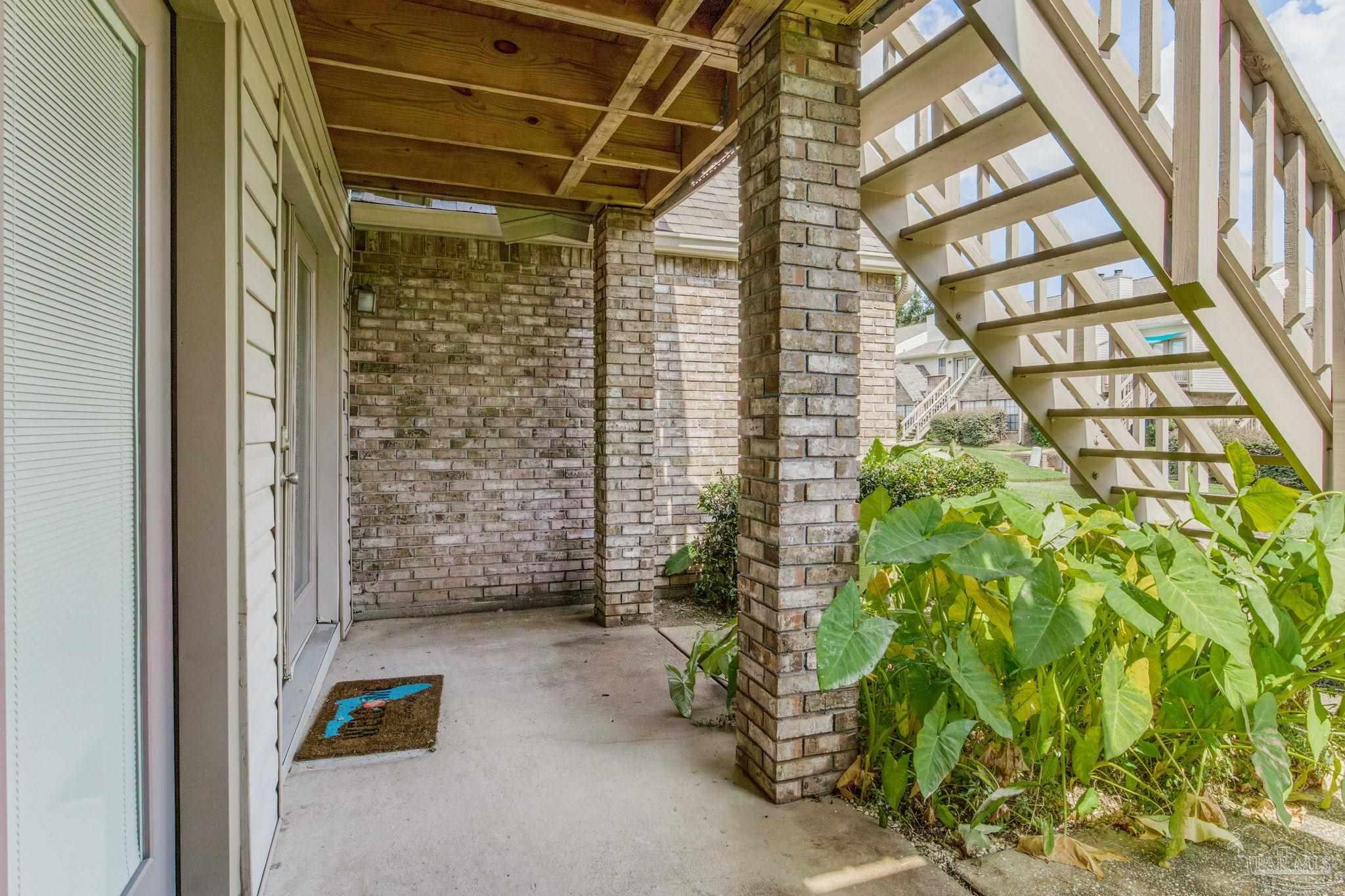 7150 Plantation Rd # 214