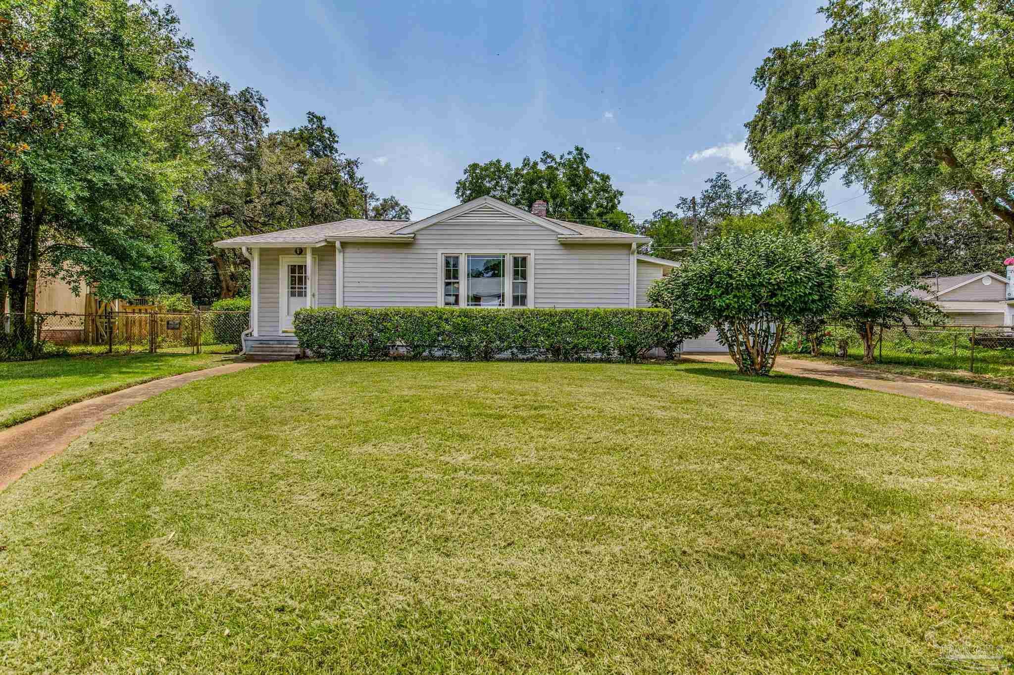 203 SE Gilliland Rd
