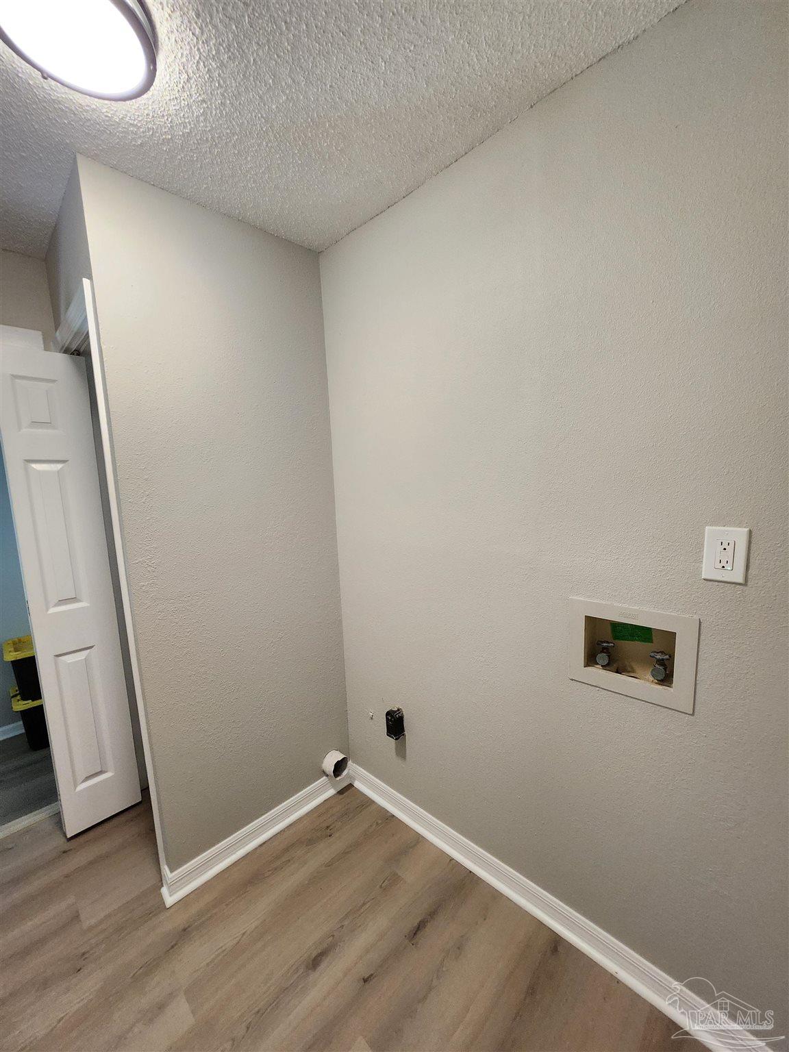 6207 Forest Pines Dr