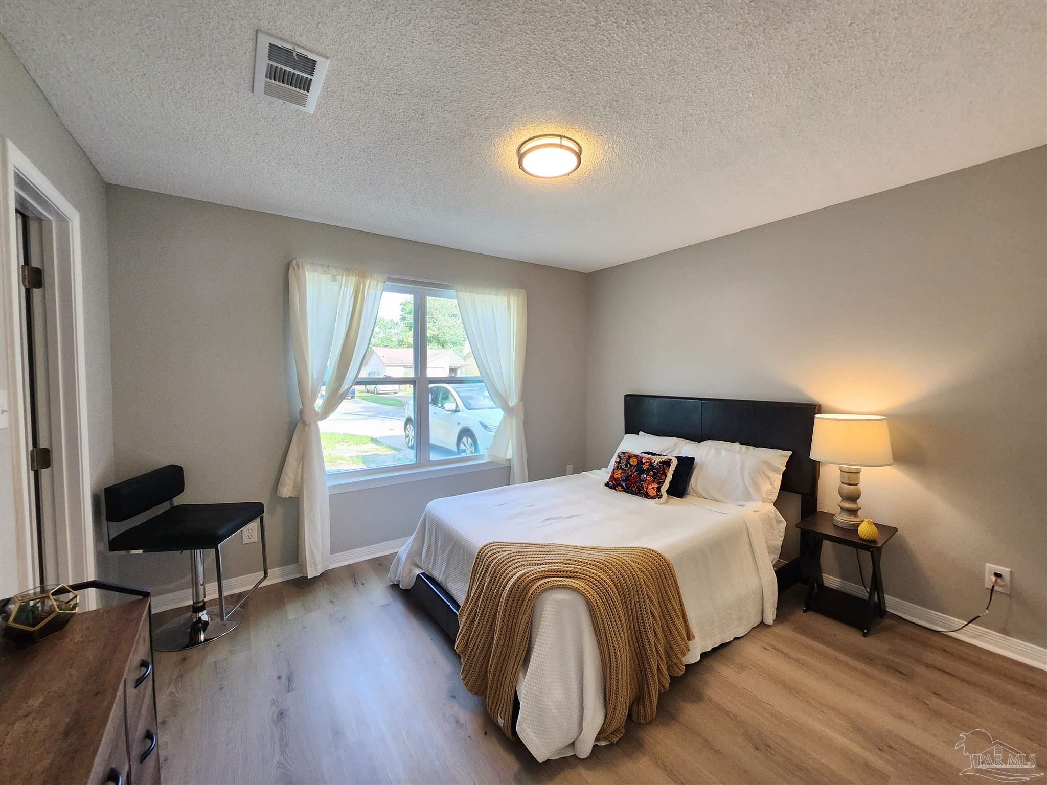 6207 Forest Pines Dr