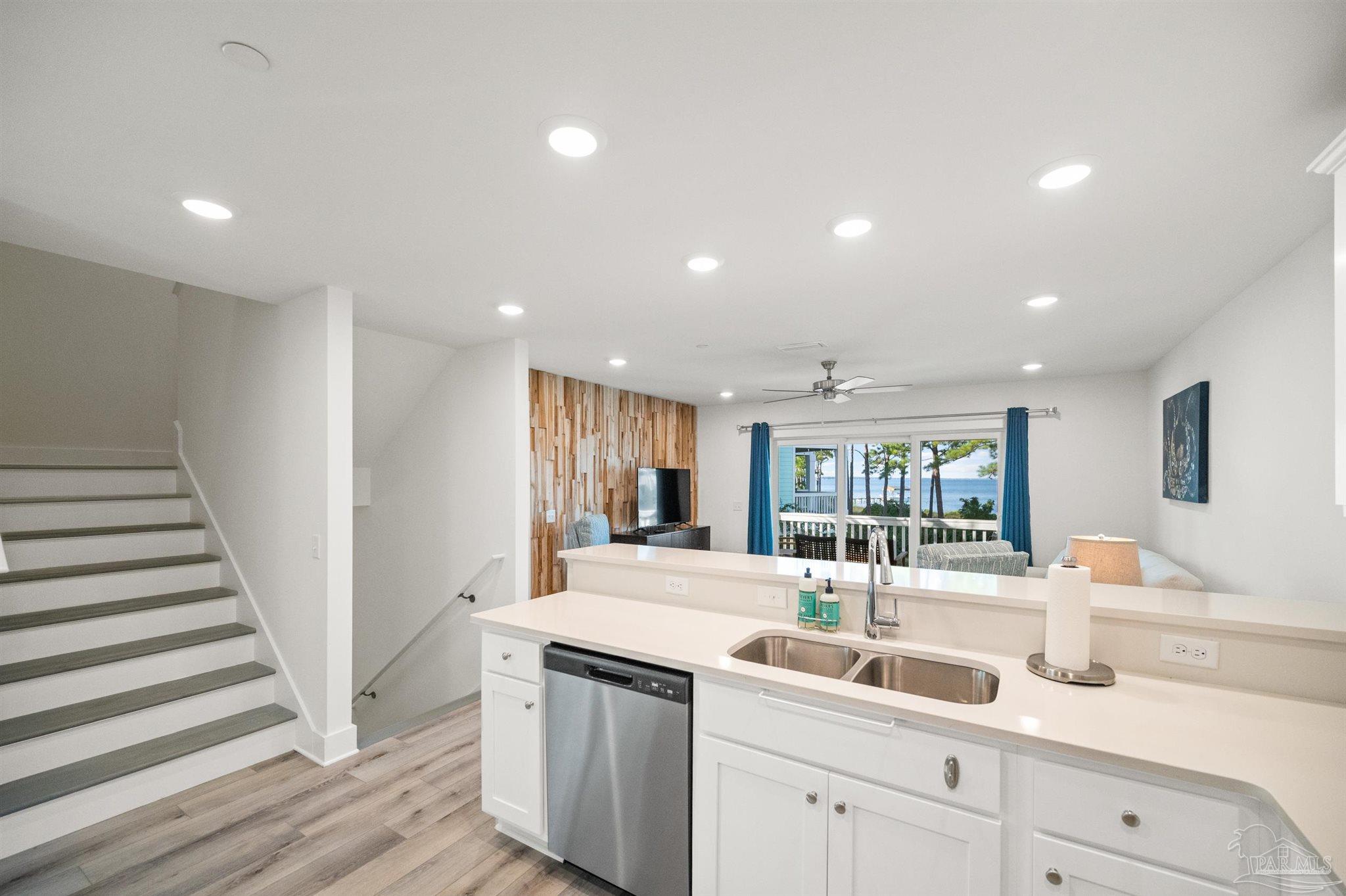 16132 Innerarity Pt Rd # 18