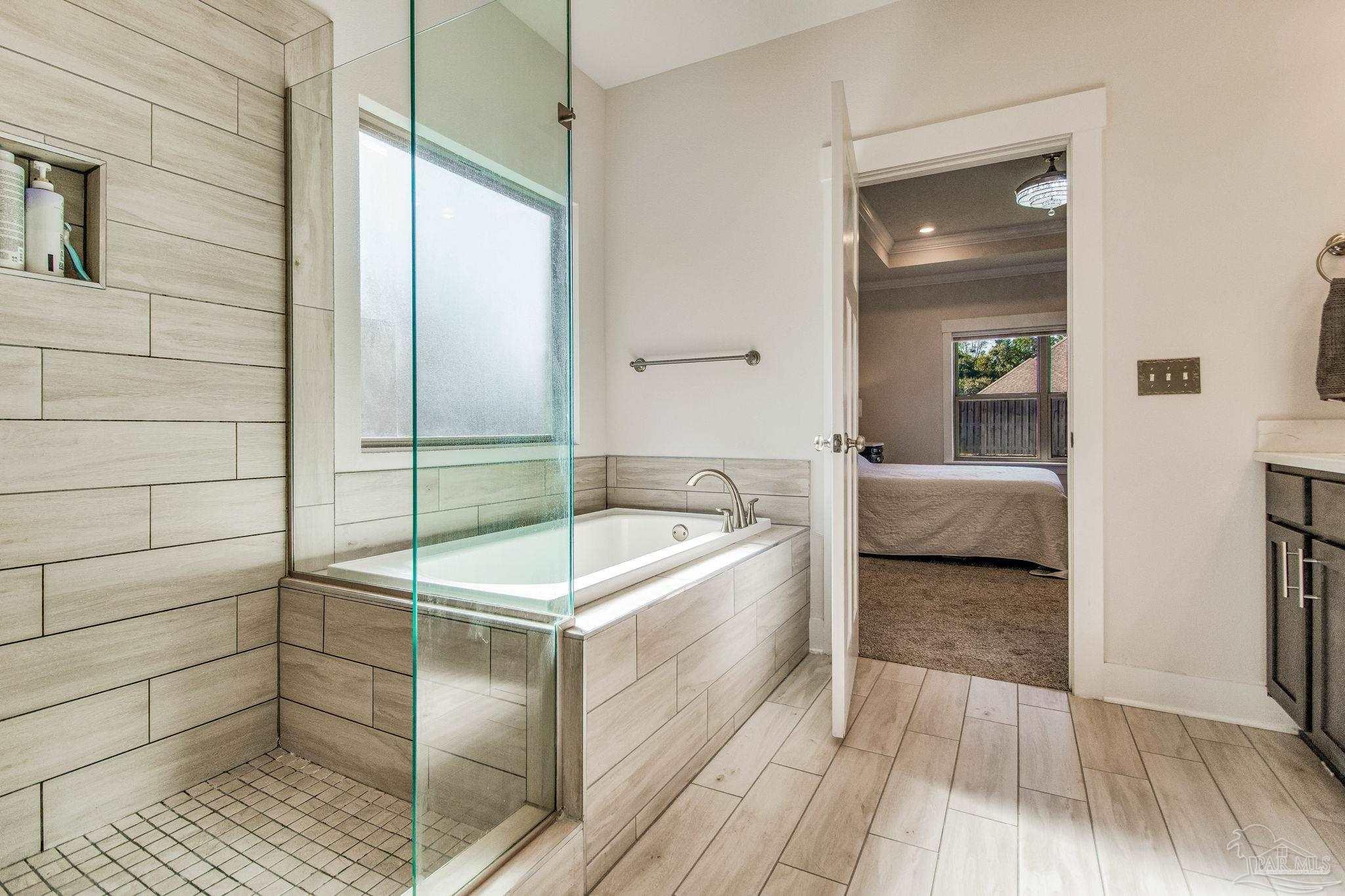 6100 Cherry Hill Cir