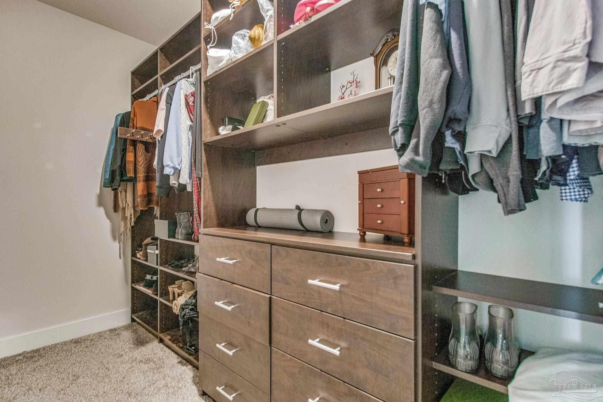 6100 Cherry Hill Cir