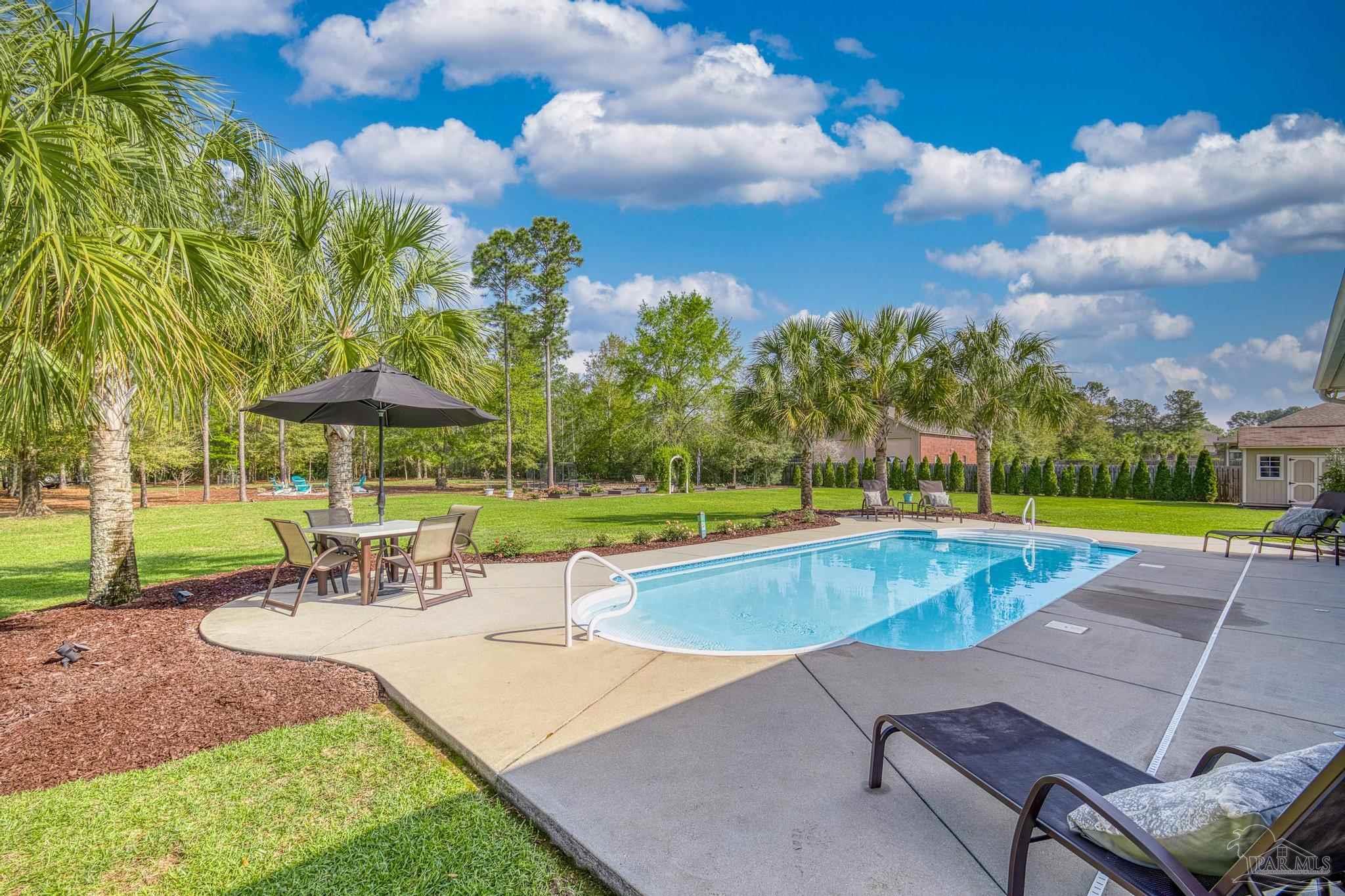 5927 Mountain Crest Ave