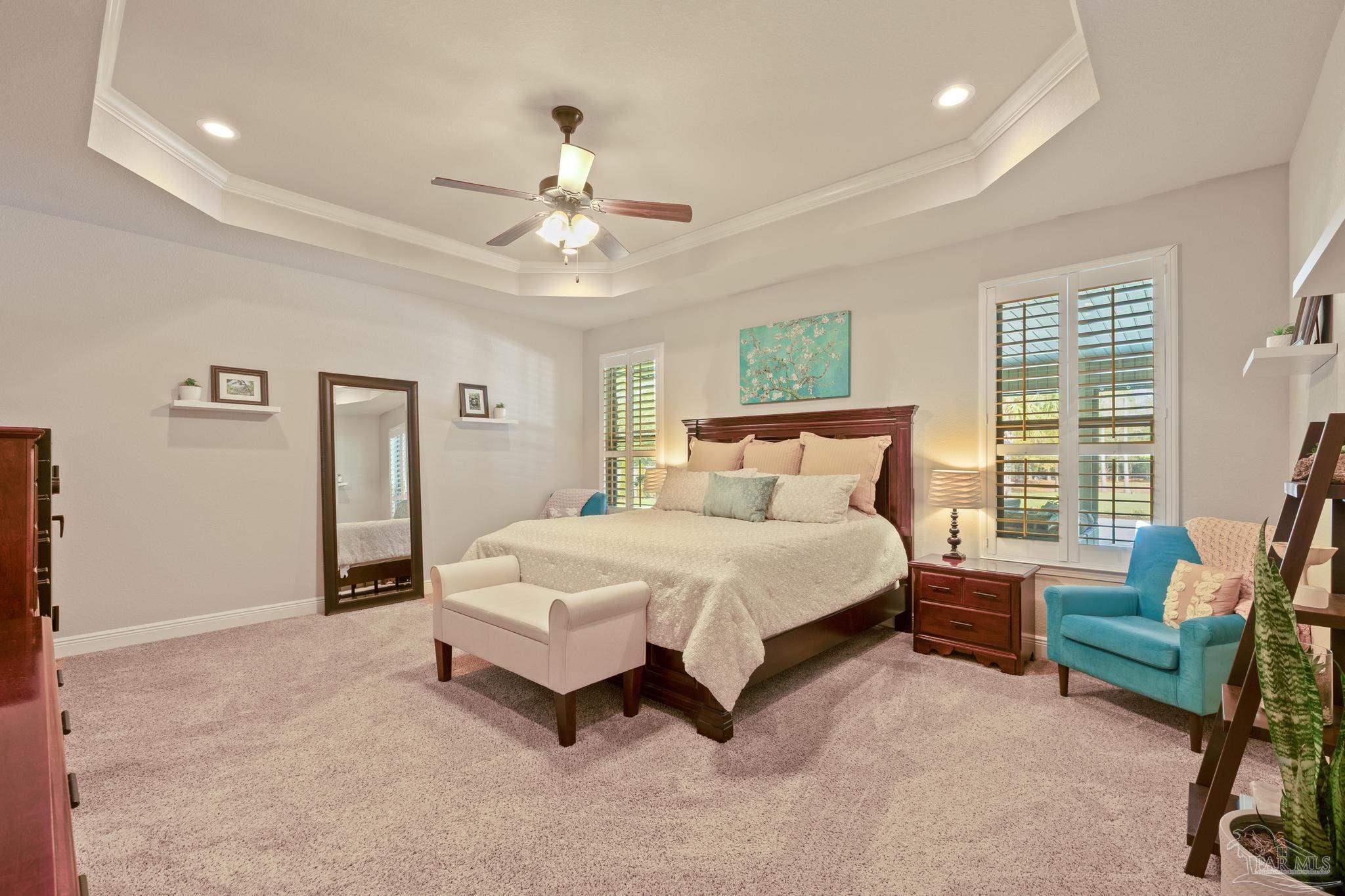 5927 Mountain Crest Ave