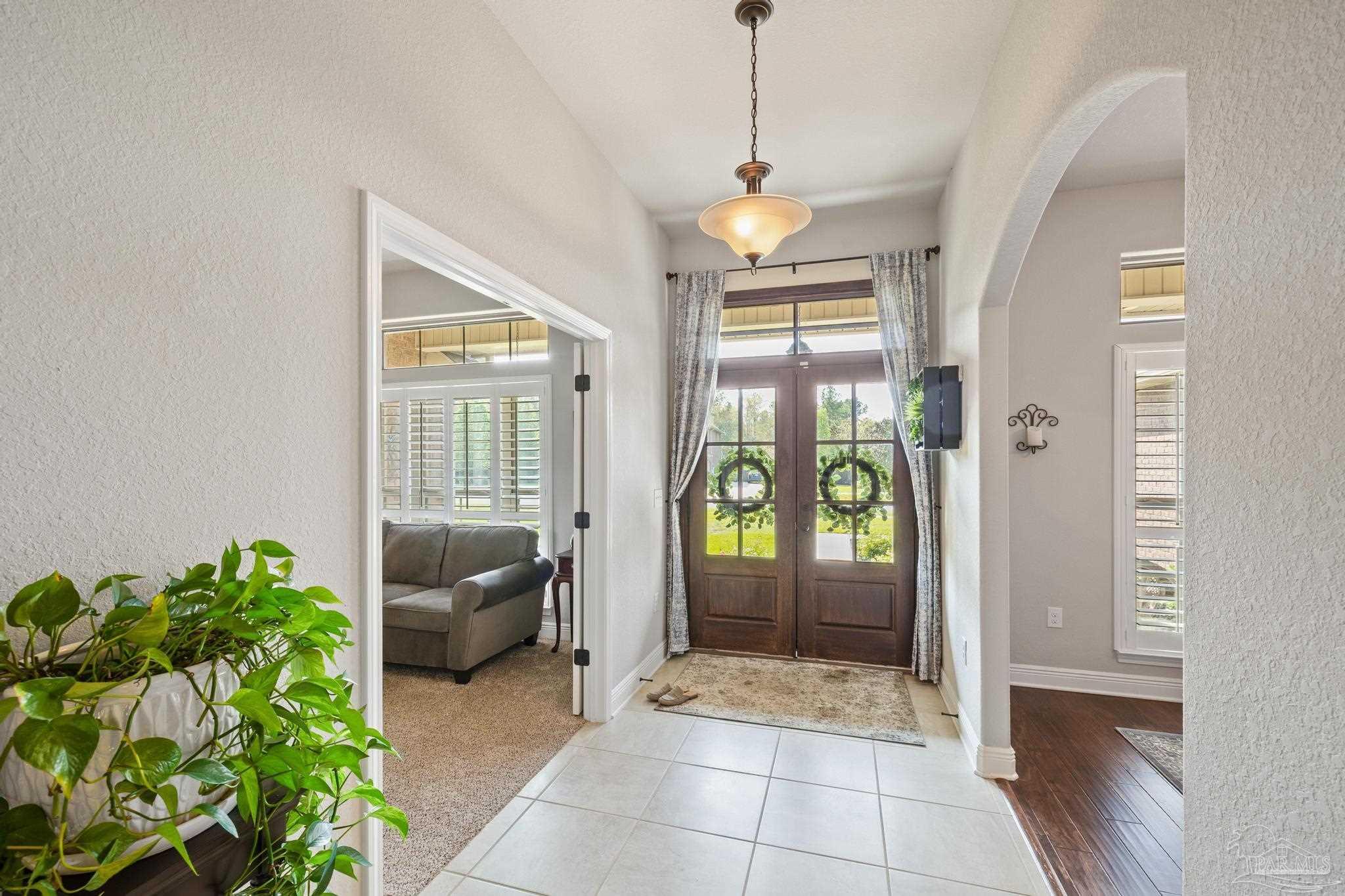 5927 Mountain Crest Ave