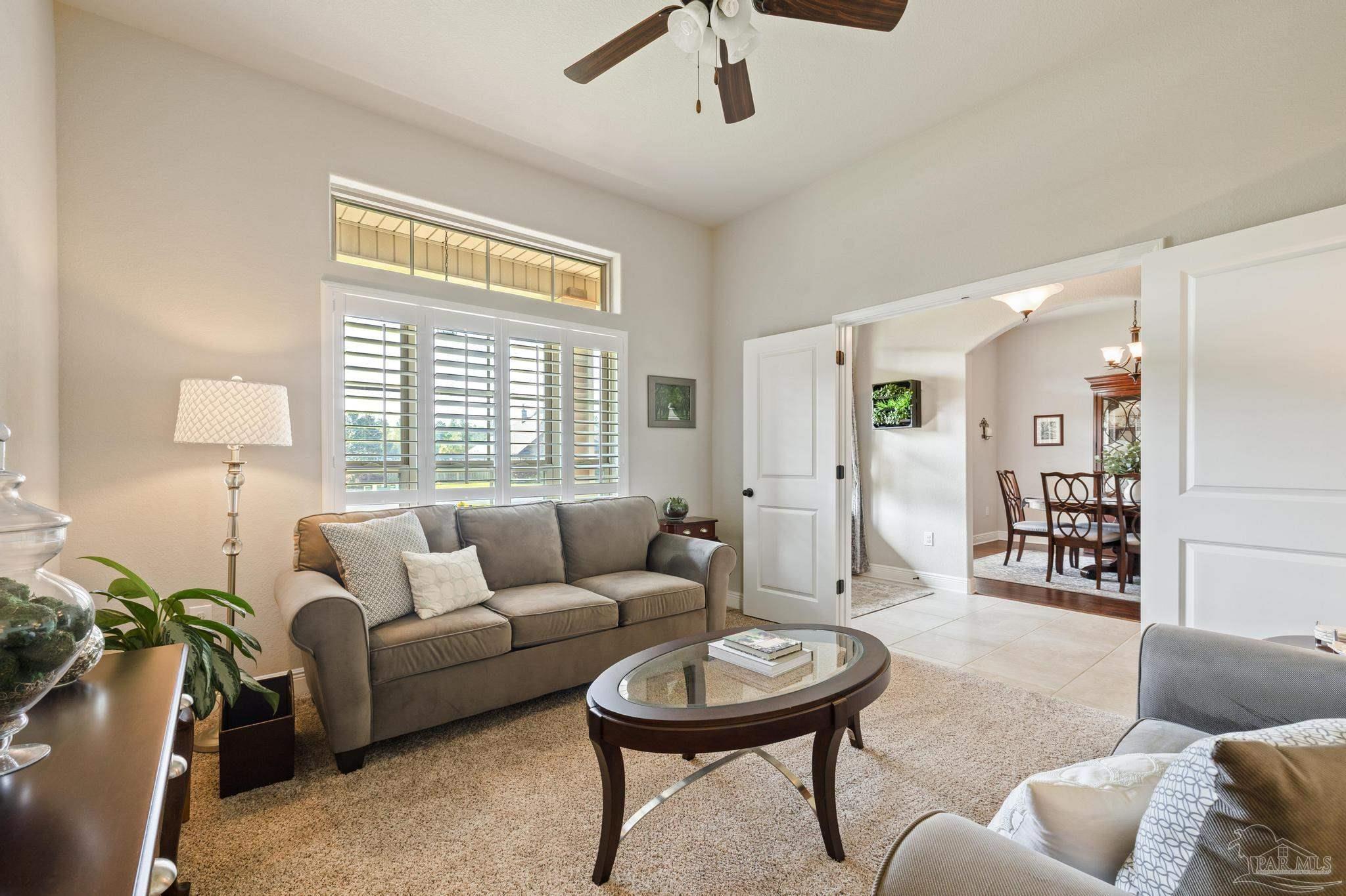 5927 Mountain Crest Ave