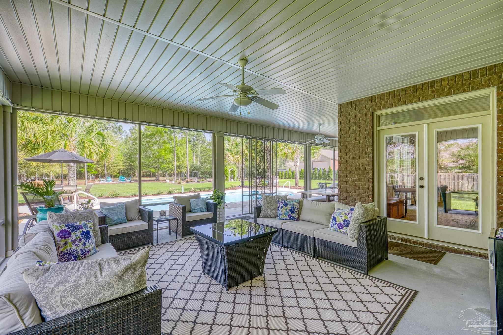 5927 Mountain Crest Ave