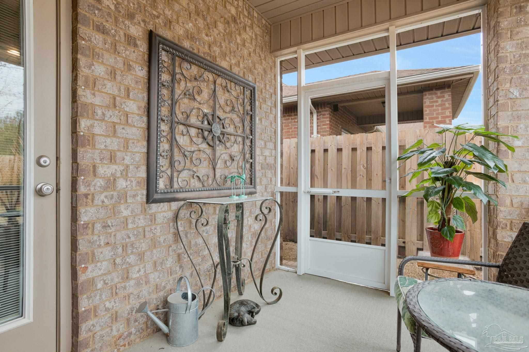 1696 Waterford Sound Blvd