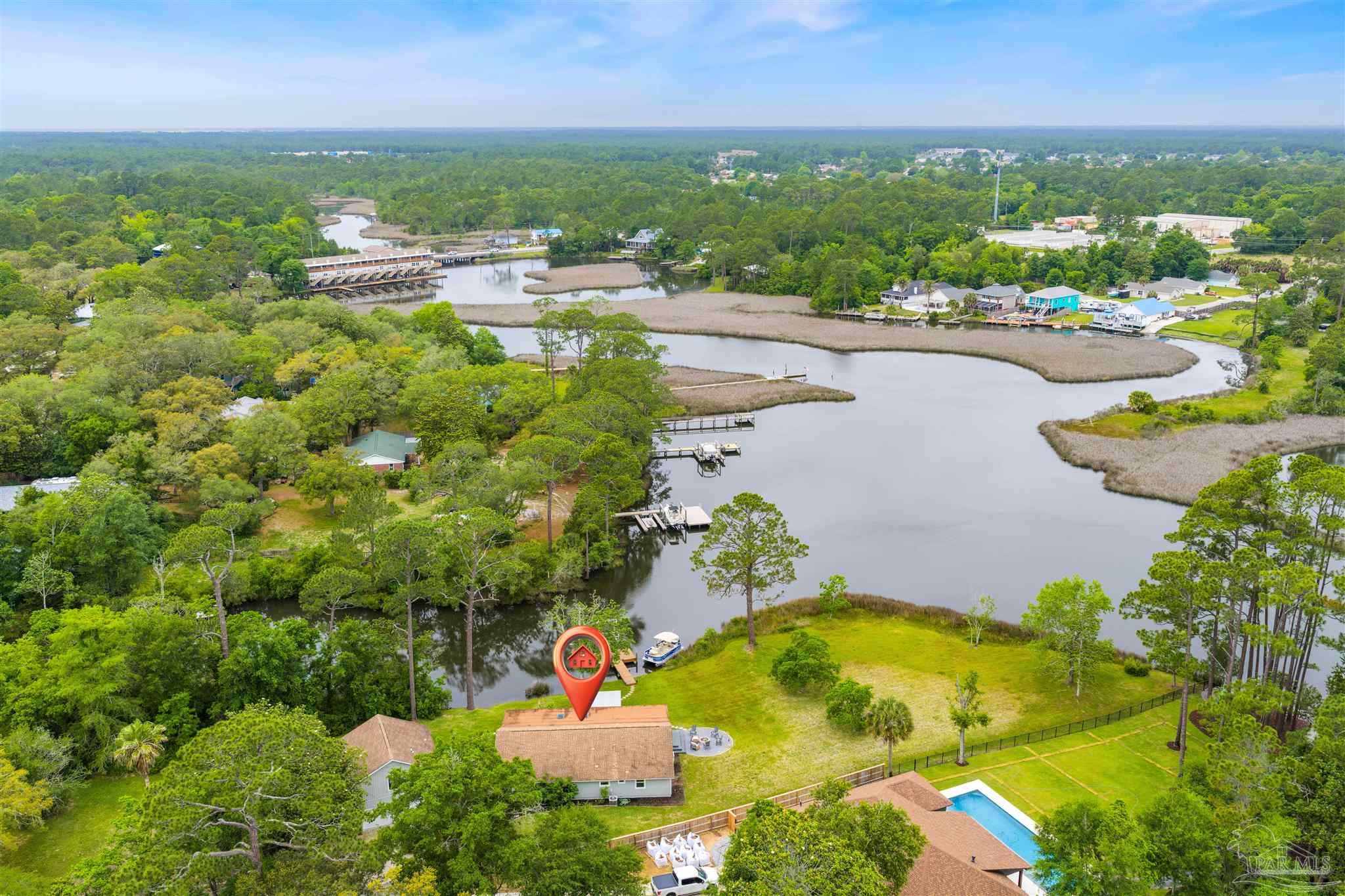 3085 Robertson Rd