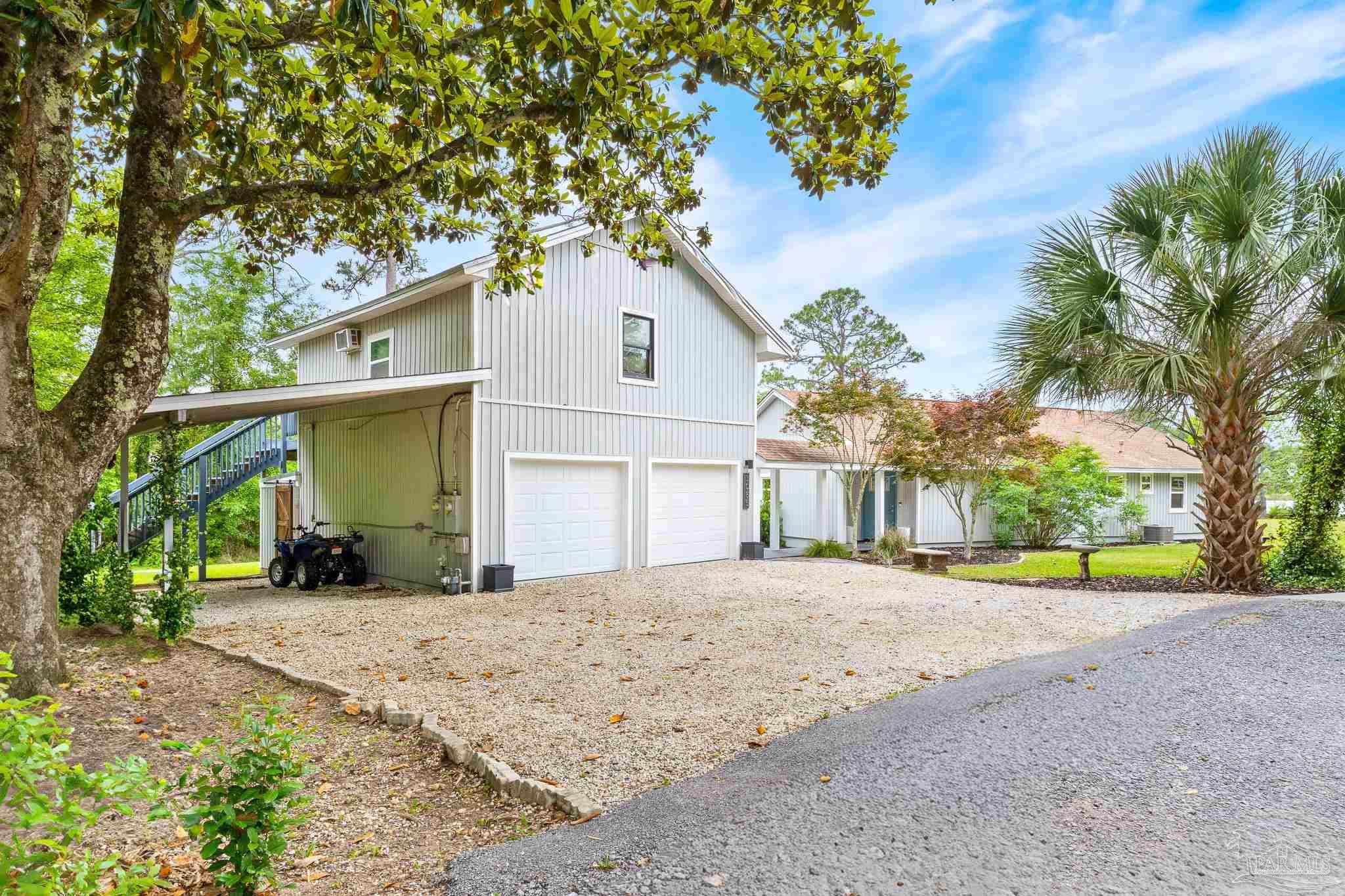 3085 Robertson Rd