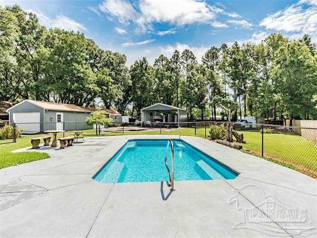 7408 Stiller Lake Rd