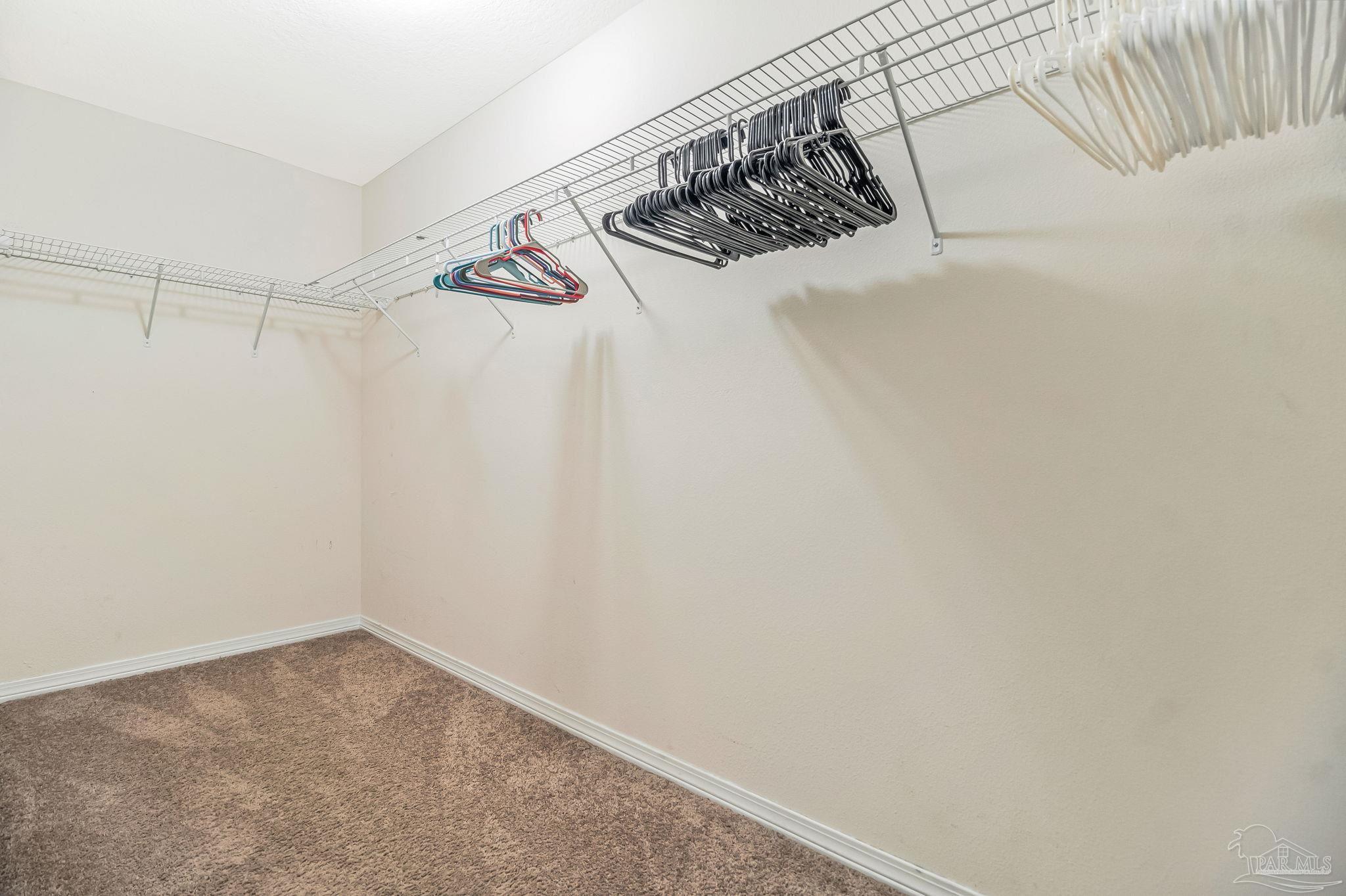 5849 Fairlands Rd
