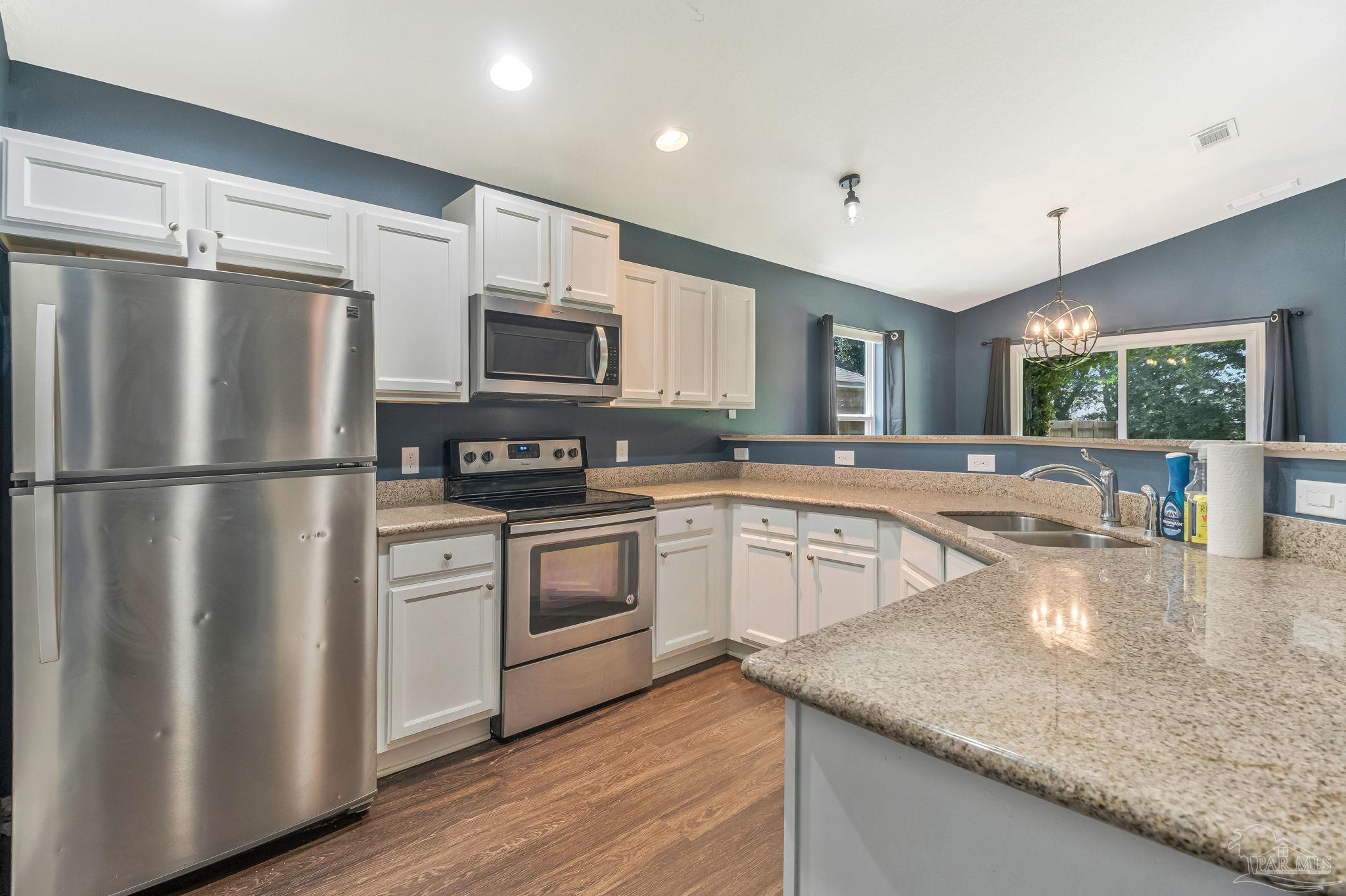 5849 Fairlands Rd