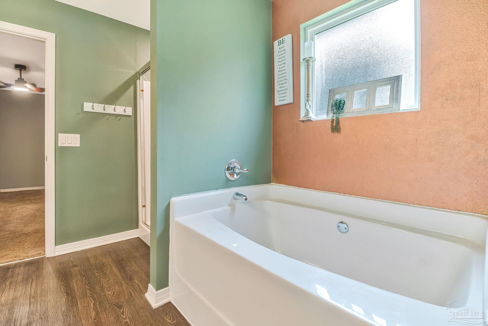 5849 Fairlands Rd