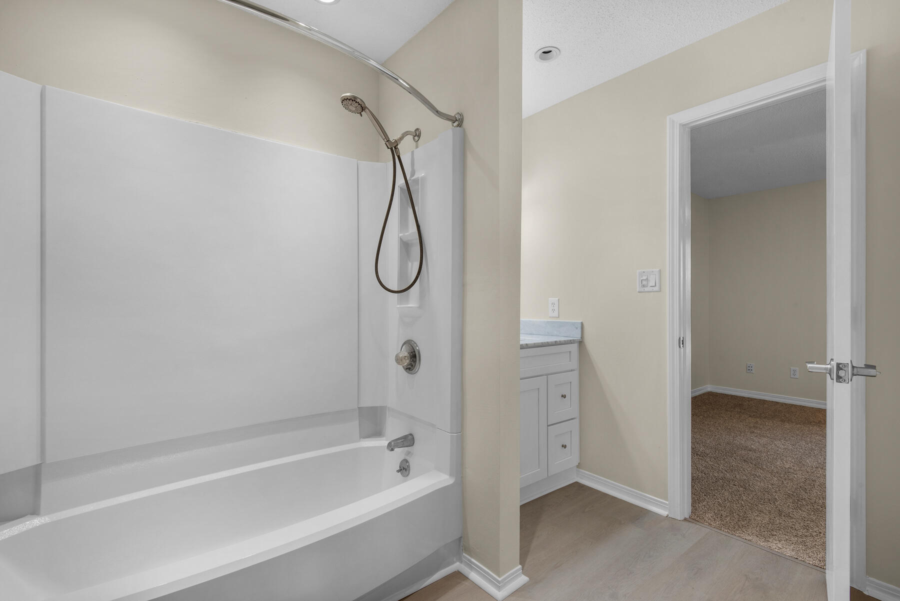 522 Parkview Road, UNIT B