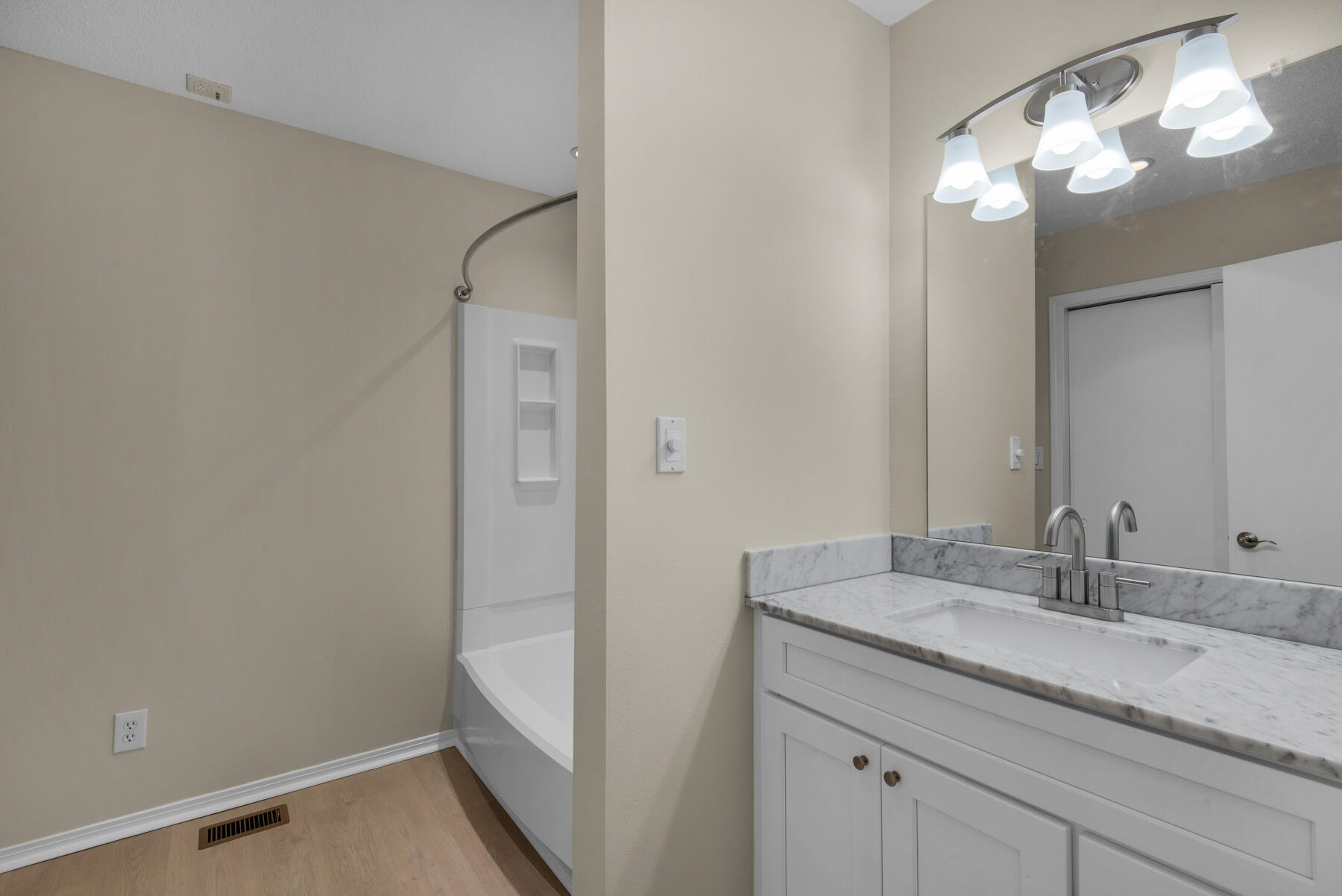 522 Parkview Road, UNIT B