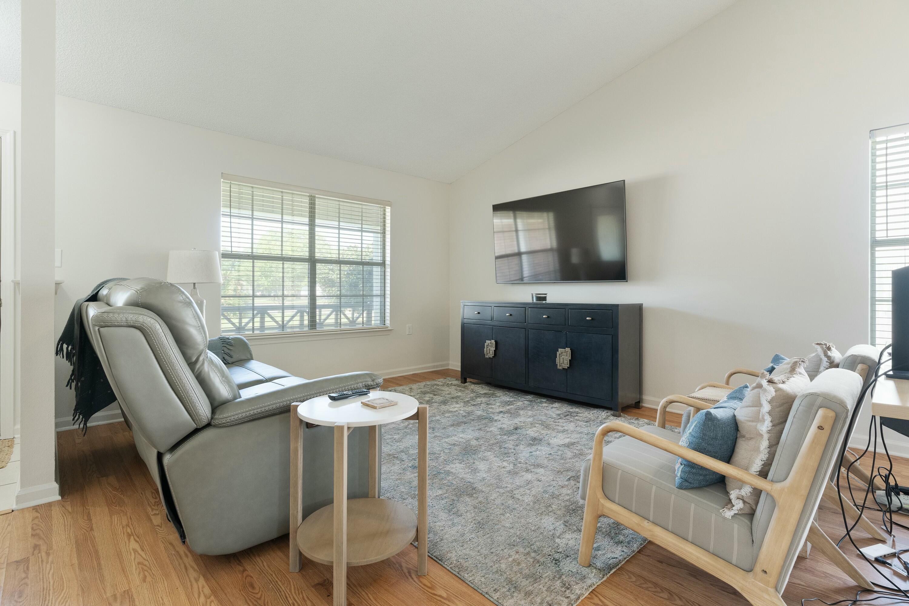 1418 Sterling Point Drive