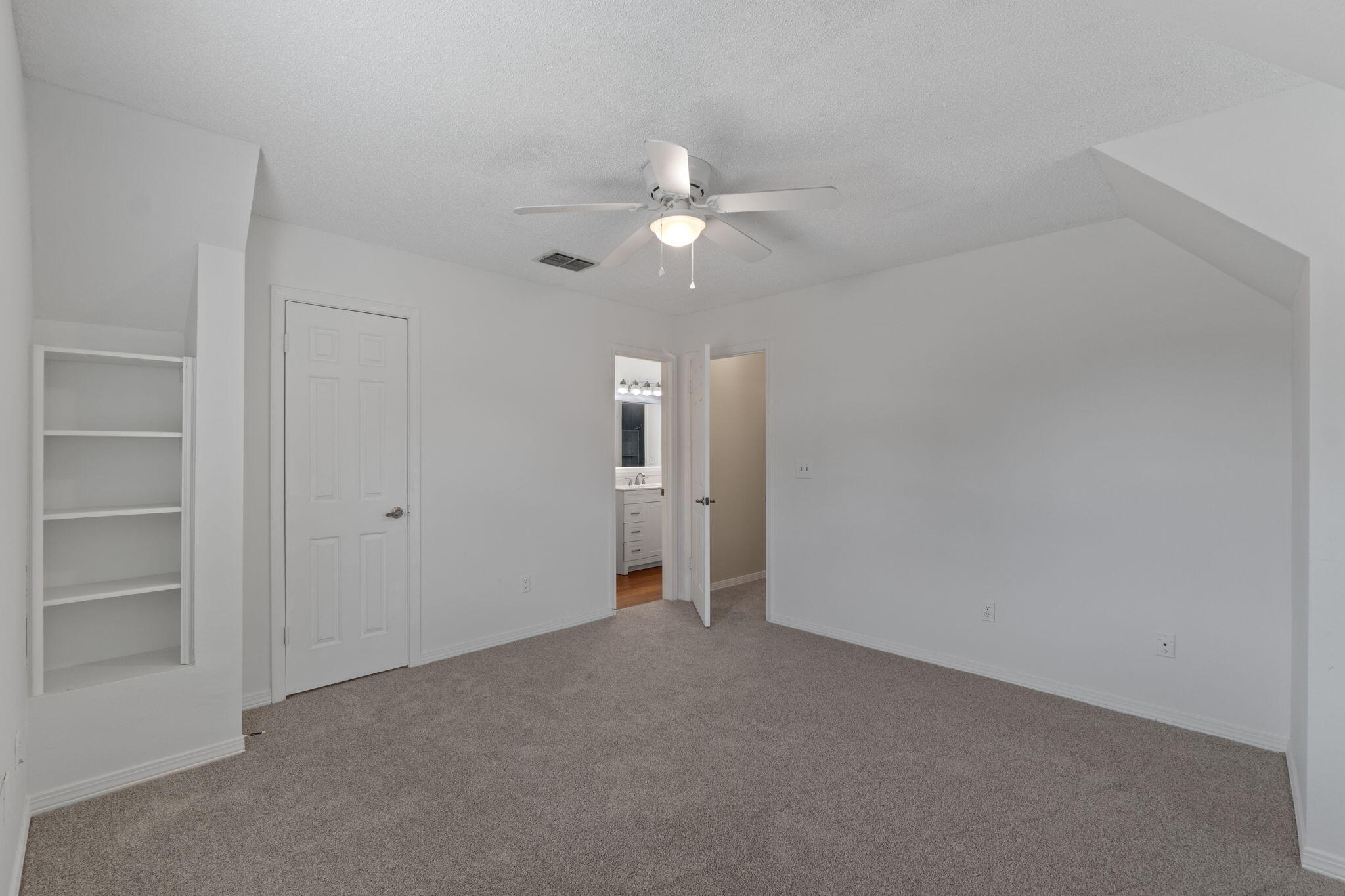 33 Tanglewood Circle