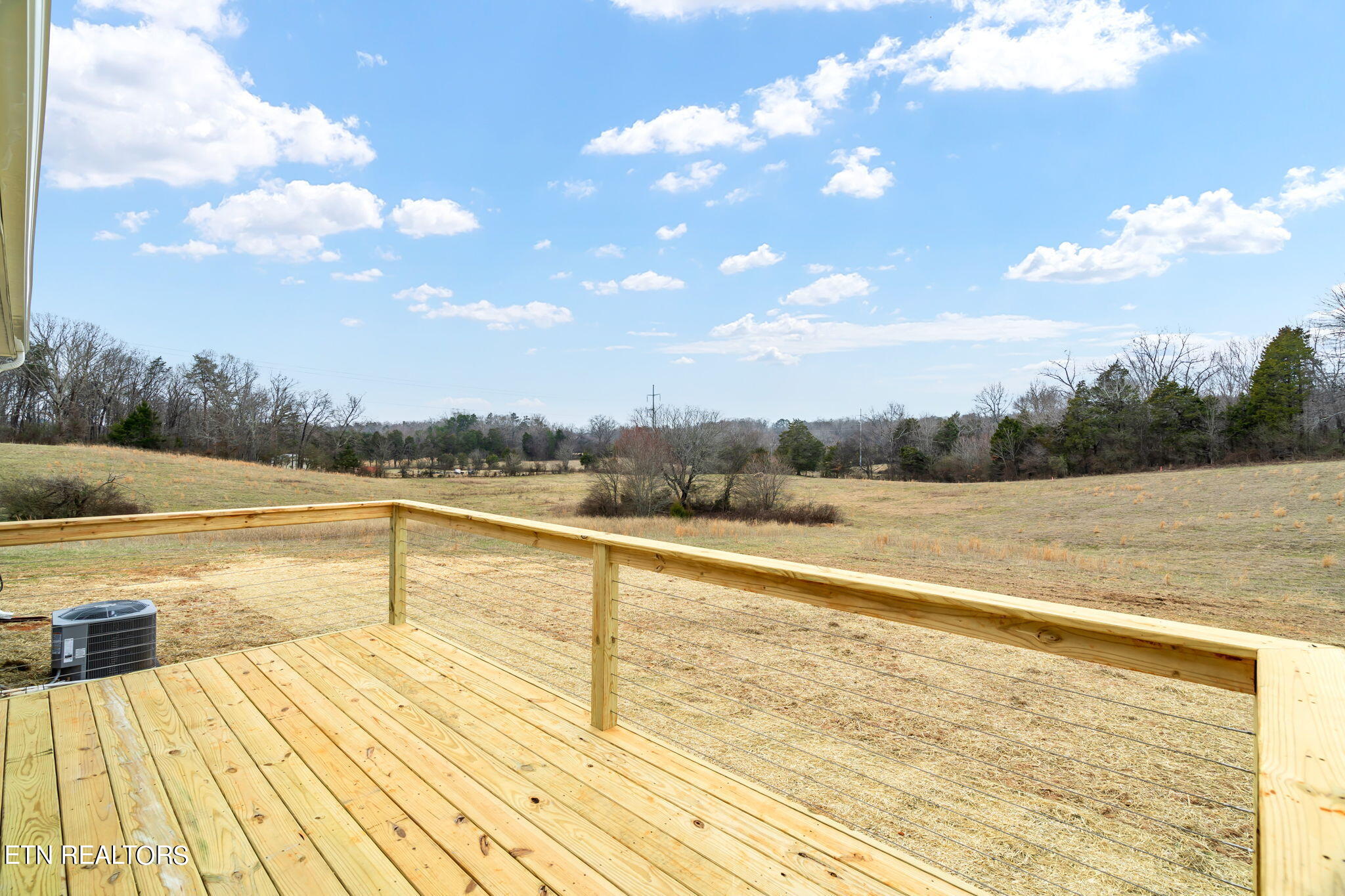 484 Greenbriar Rd