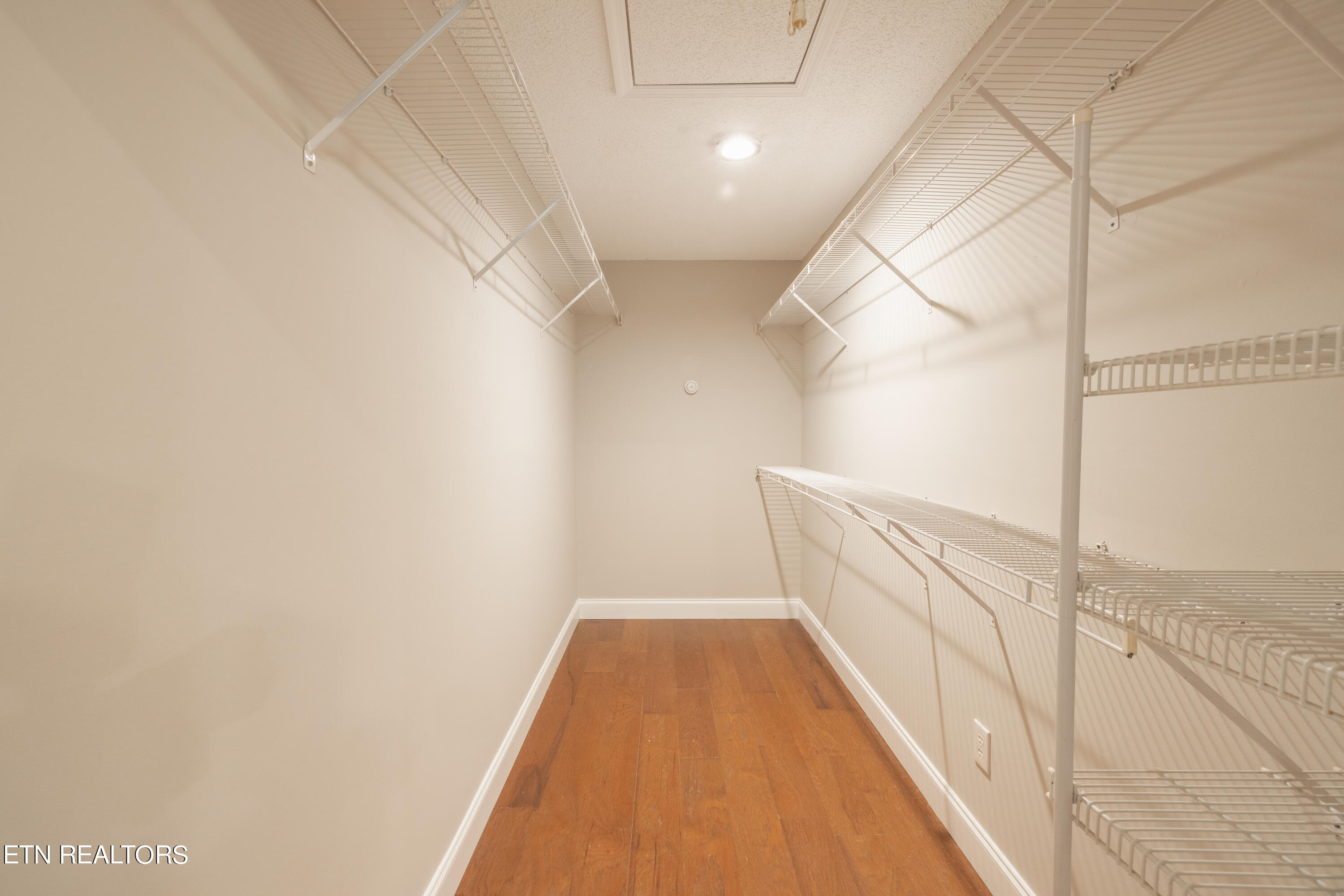 652 Farragut Commons Drive