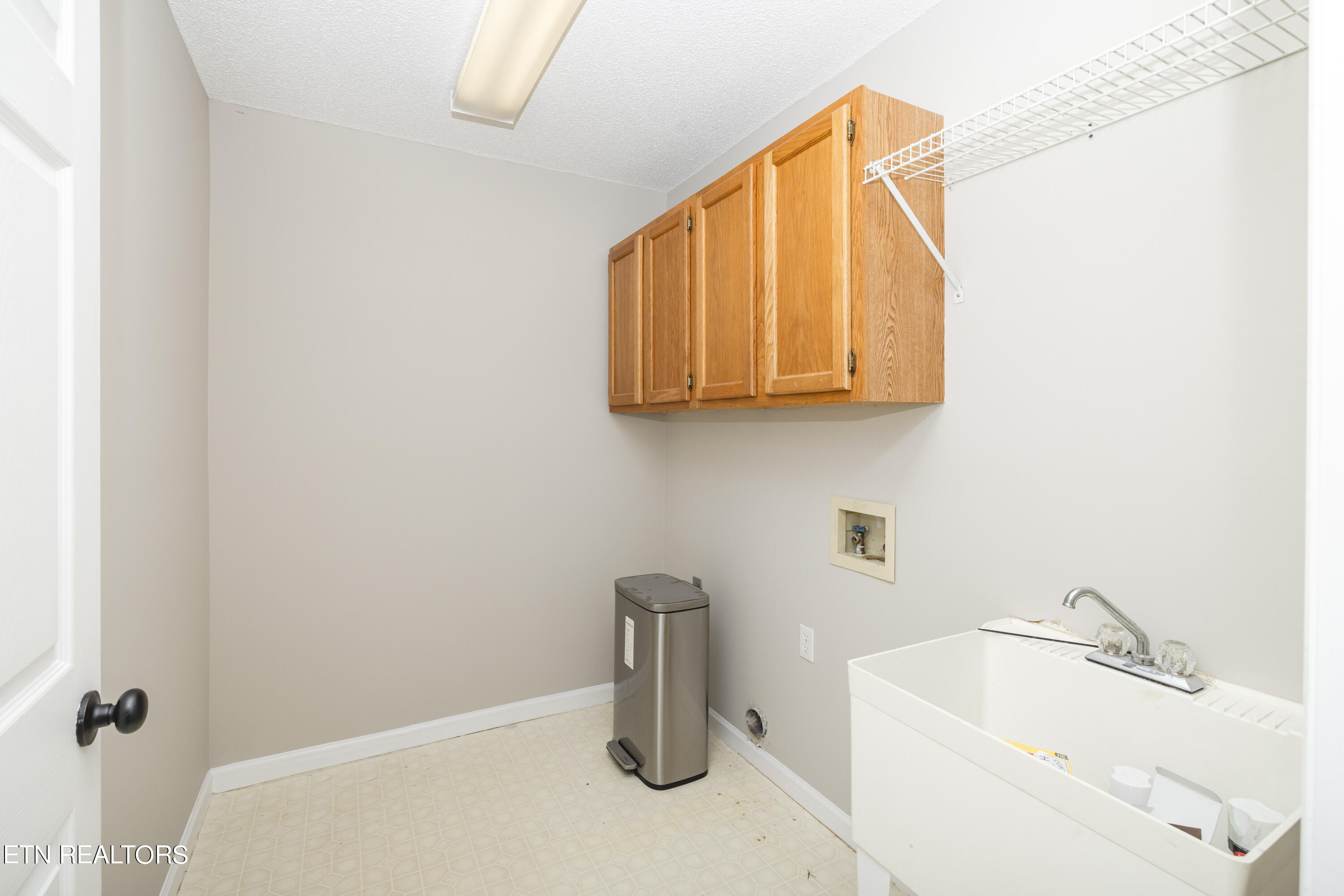 652 Farragut Commons Drive