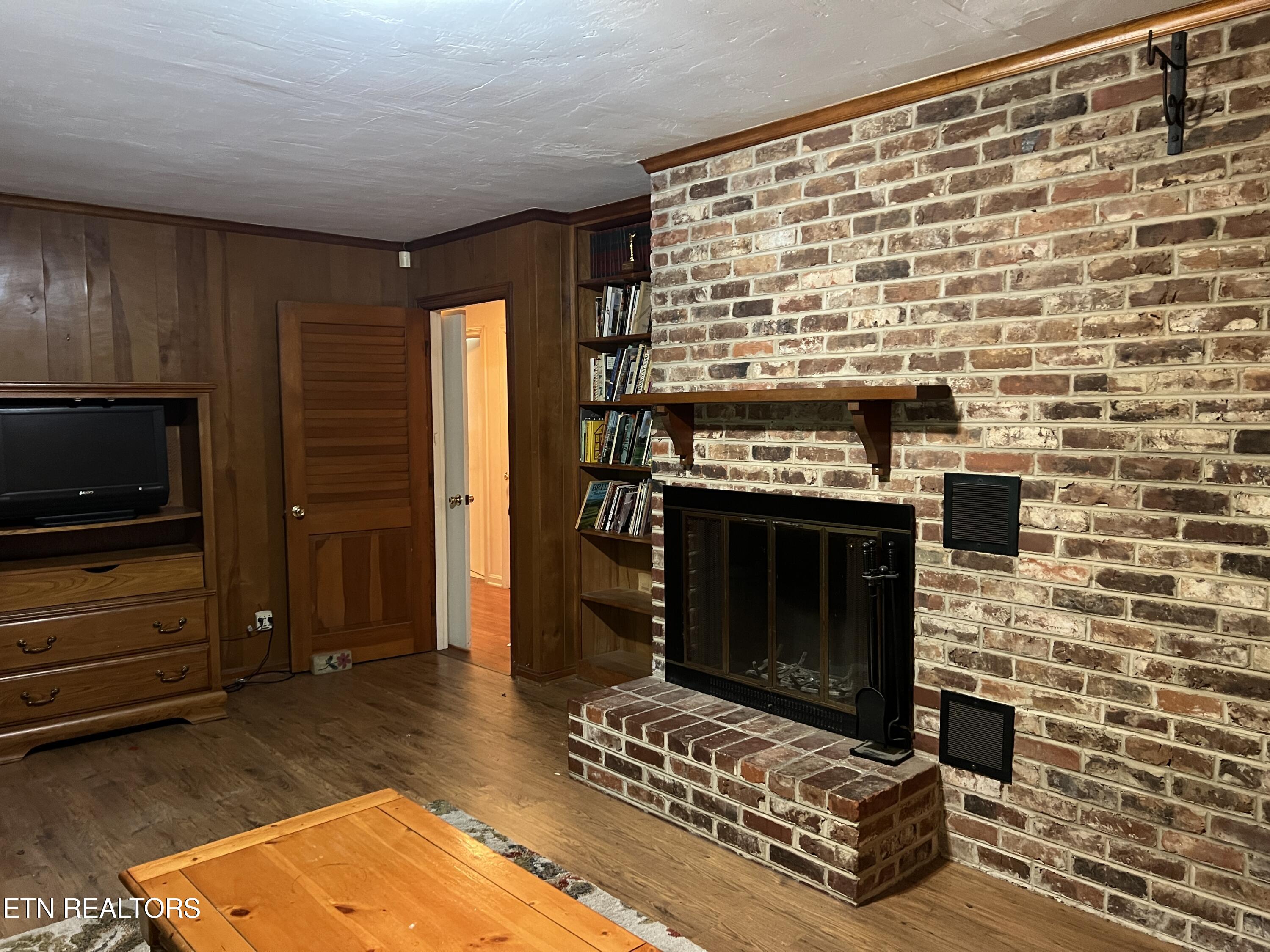 246 Bluff Rd