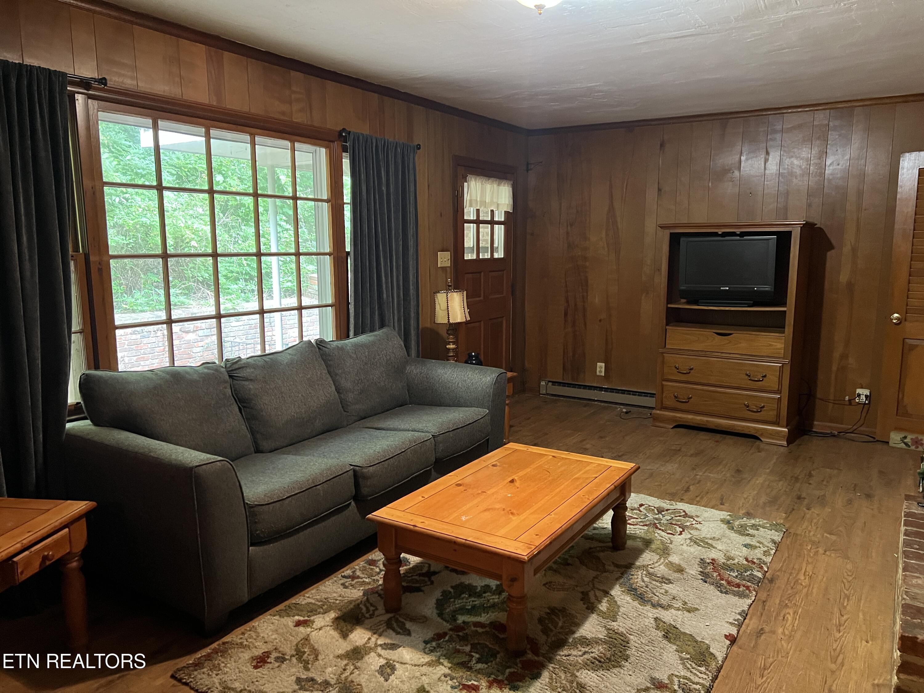 246 Bluff Rd