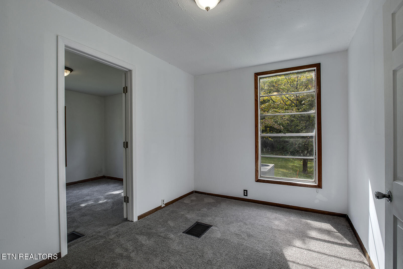 944 Murphy Ave
