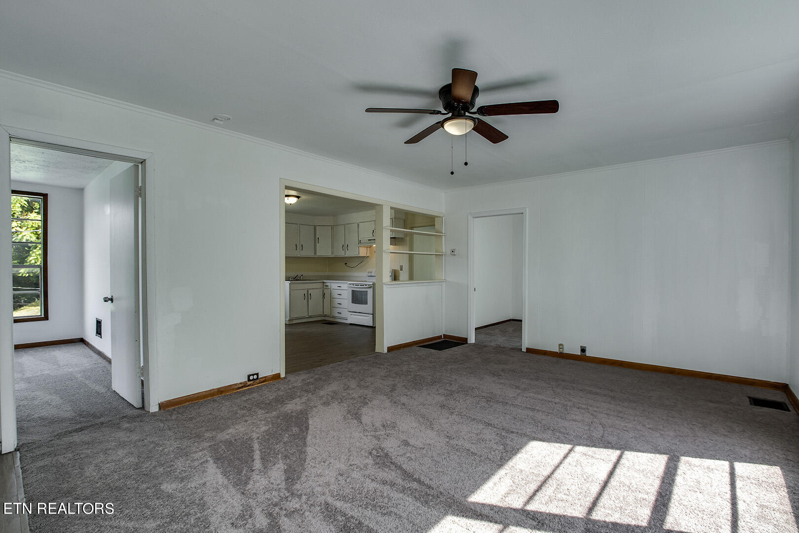 944 Murphy Ave