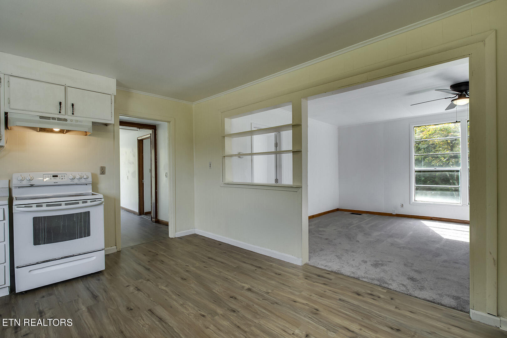 944 Murphy Ave