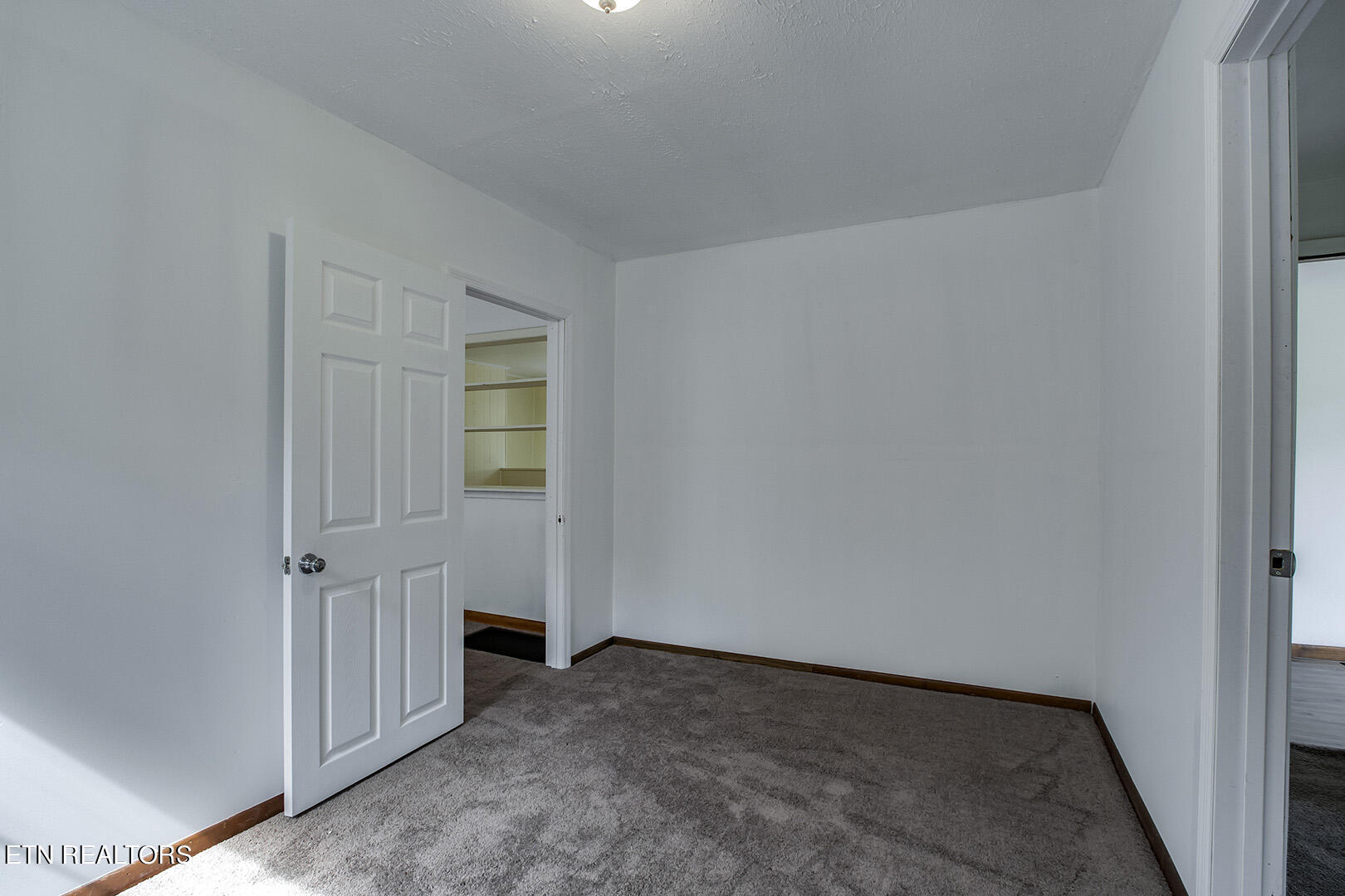 944 Murphy Ave
