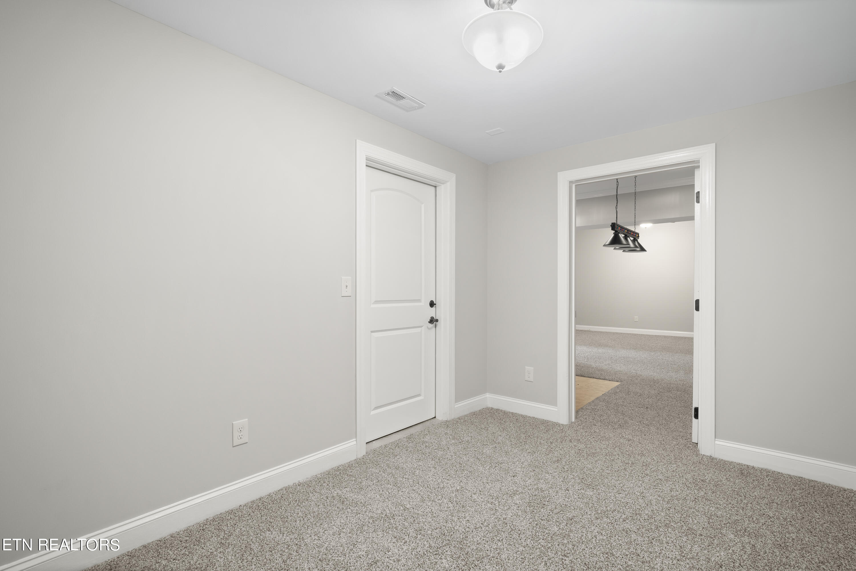 10709 Meriwether Lane