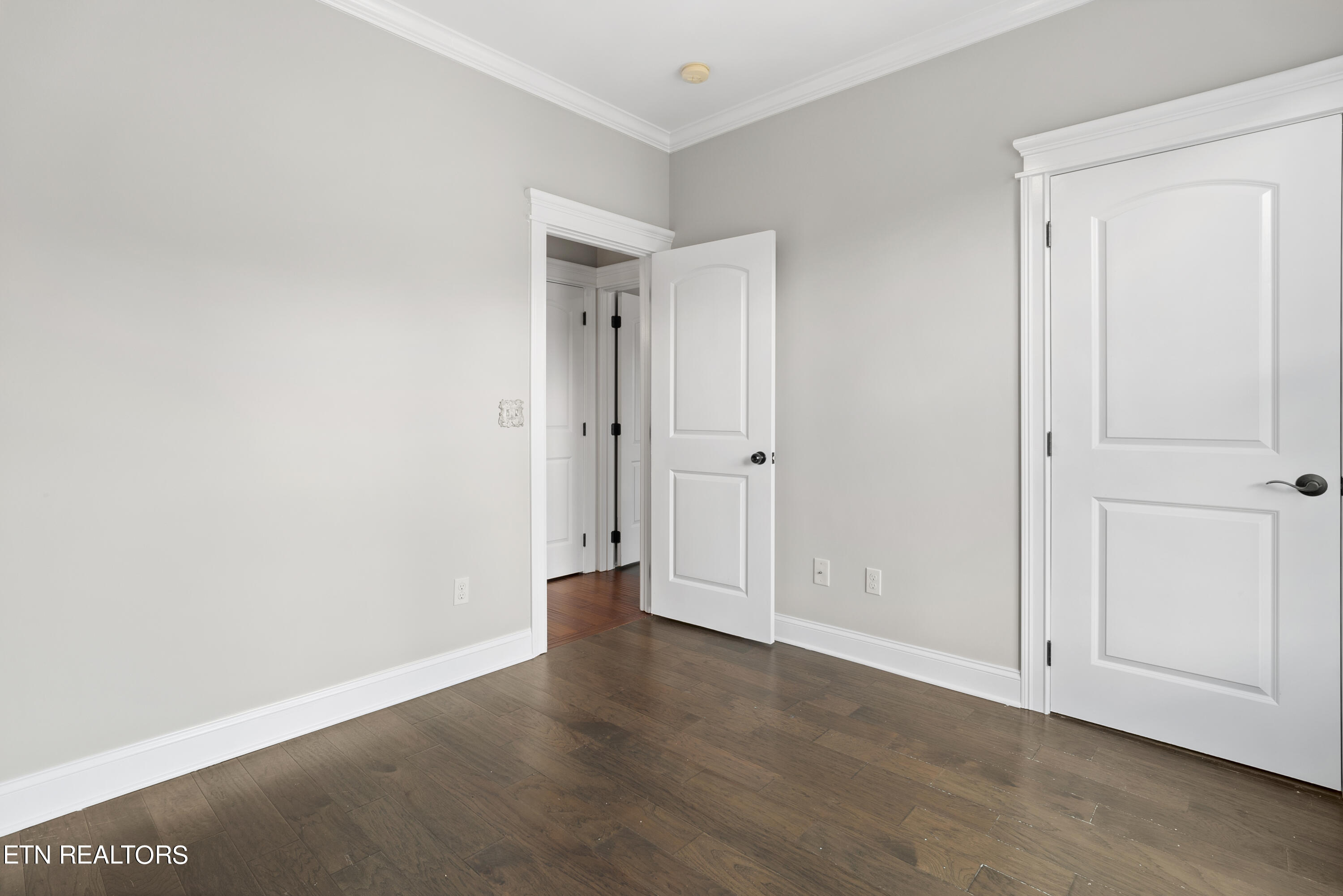 10709 Meriwether Lane